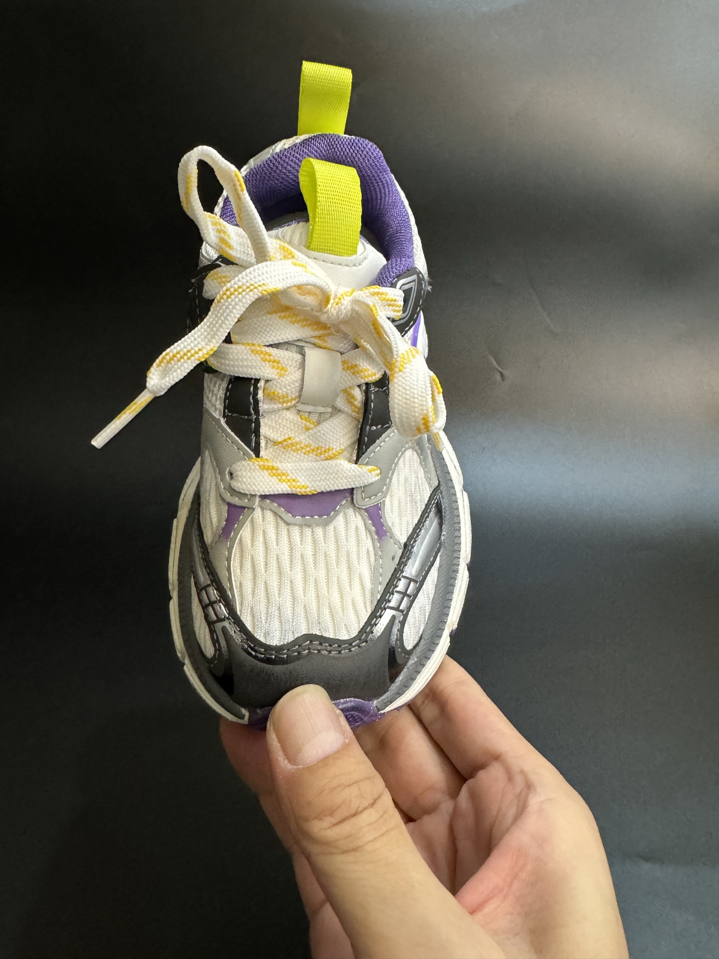 图片[6]-巴黎10代儿童魔术贴老爹鞋轻便厚底时尚运动童鞋26-37码 经典巴黎世家老爹鞋🆕双网面设计，透气又舒适☁️.魔术贴设计，穿脱方便✌🏻.-选品中心