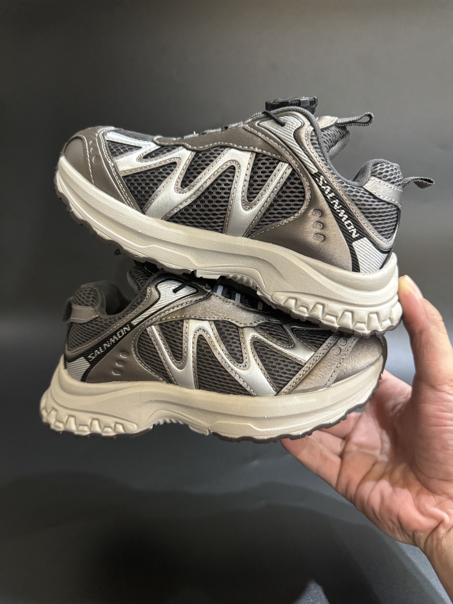 图片[9]-萨络蒙XT-WHISPER旋钮扣童鞋26-37 白敬亭同款网红款儿童休闲户外越野机能运动跑步鞋 实际脚长加1–1.5CM后选内长-选品中心