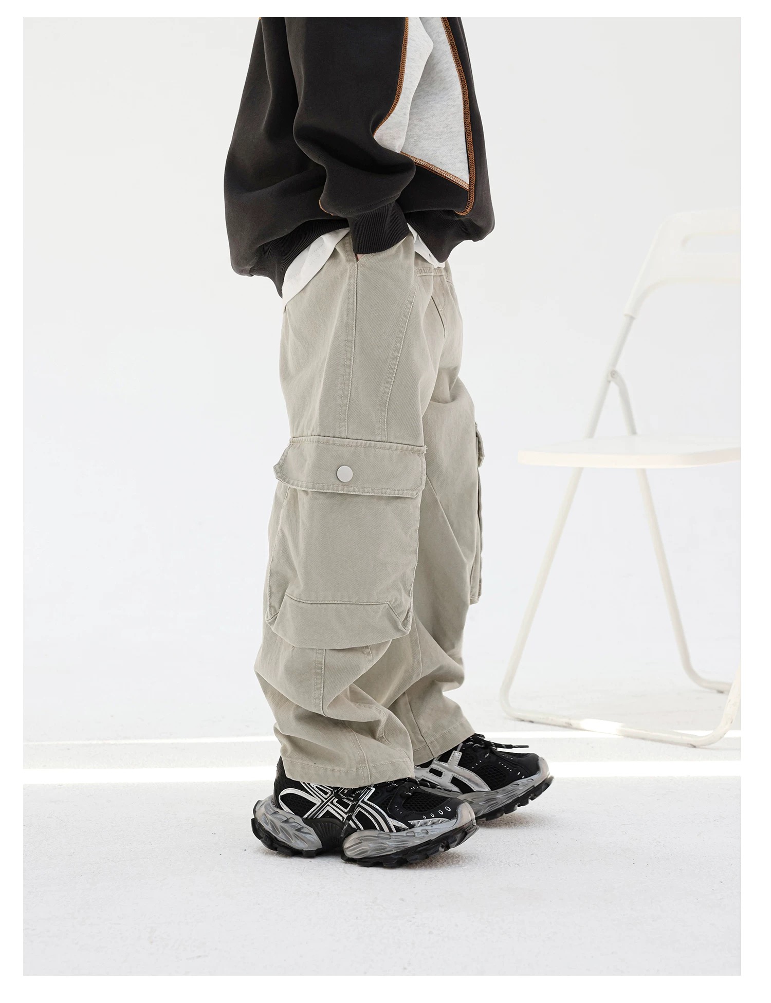 图片[7]-ASICS/亚瑟士 儿童老爹鞋厚底户外越野休闲运动跑步鞋。#透气网眼鞋面搭配合成革材质#采用全新AHAR+橡胶材质, 尺码26-37 透气性鞋面 舒适不闷脚☁️ 耐磨防滑轻便大底，脚感超赞👍🏻-选品中心