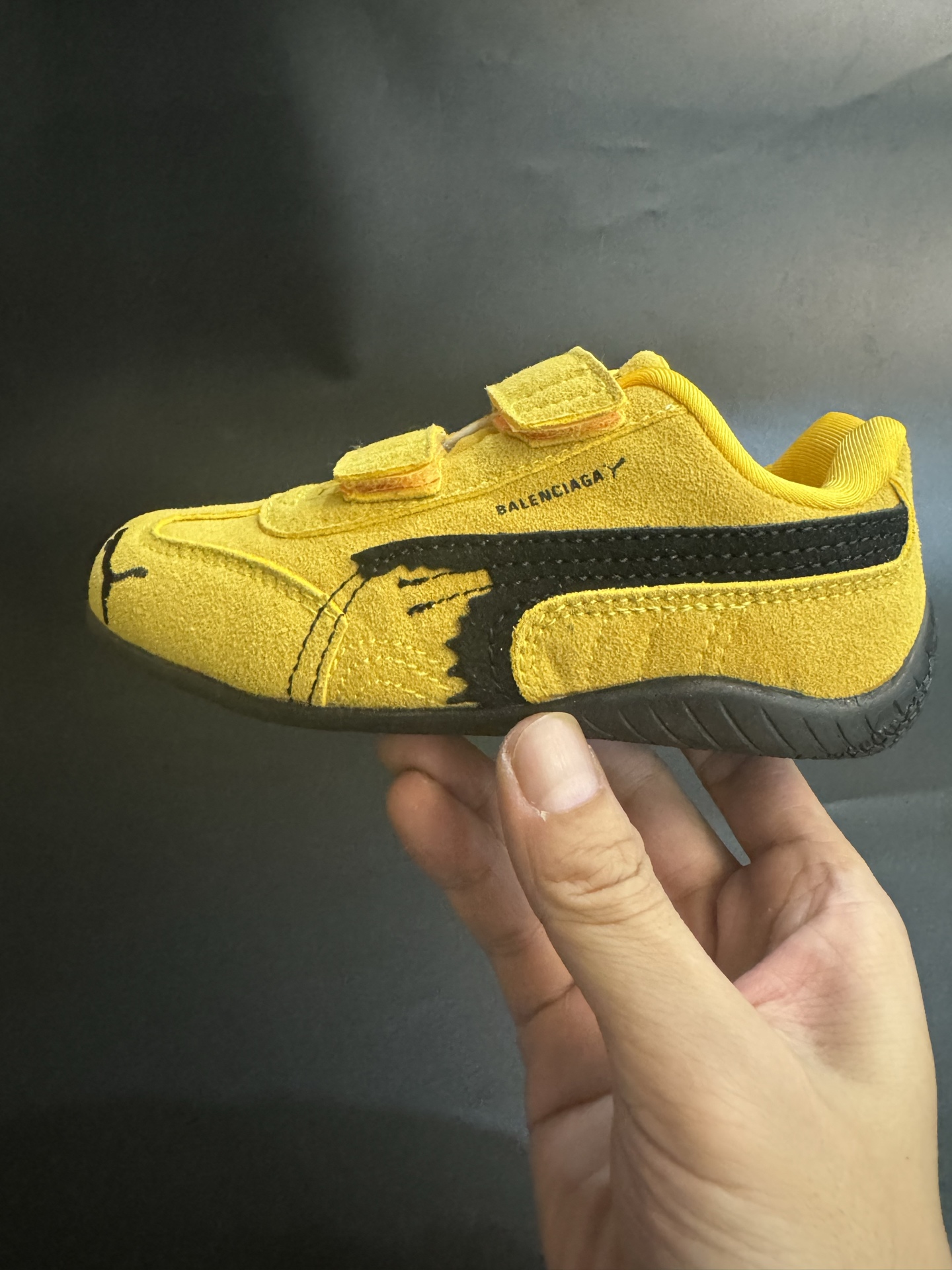 图片[3]-彪马巴黎联名款魔术贴复古德训儿童休闲鞋运动鞋 尺码：22–35码 经典PUMA联名系列🆕 优质猪八革面料，质感满满💯 两幅鞋带替换，附赠鞋带扣✔️ 橡胶耐磨防滑大底，脚感不言而喻☁️-选品中心