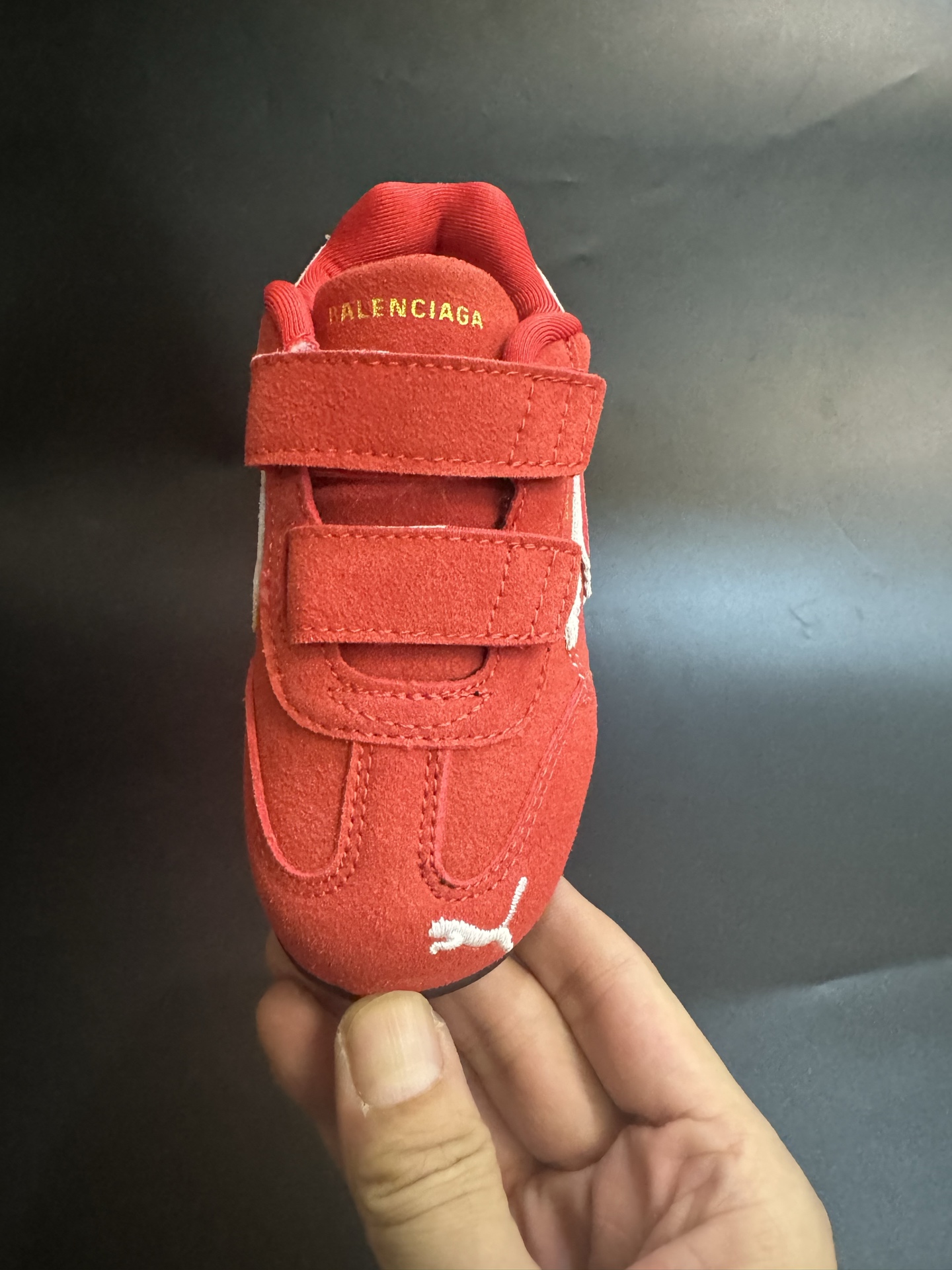 图片[6]-彪马巴黎联名款魔术贴复古德训儿童休闲鞋运动鞋 尺码：22–35码 经典PUMA联名系列🆕 优质猪八革面料，质感满满💯 两幅鞋带替换，附赠鞋带扣✔️ 橡胶耐磨防滑大底，脚感不言而喻☁️-选品中心