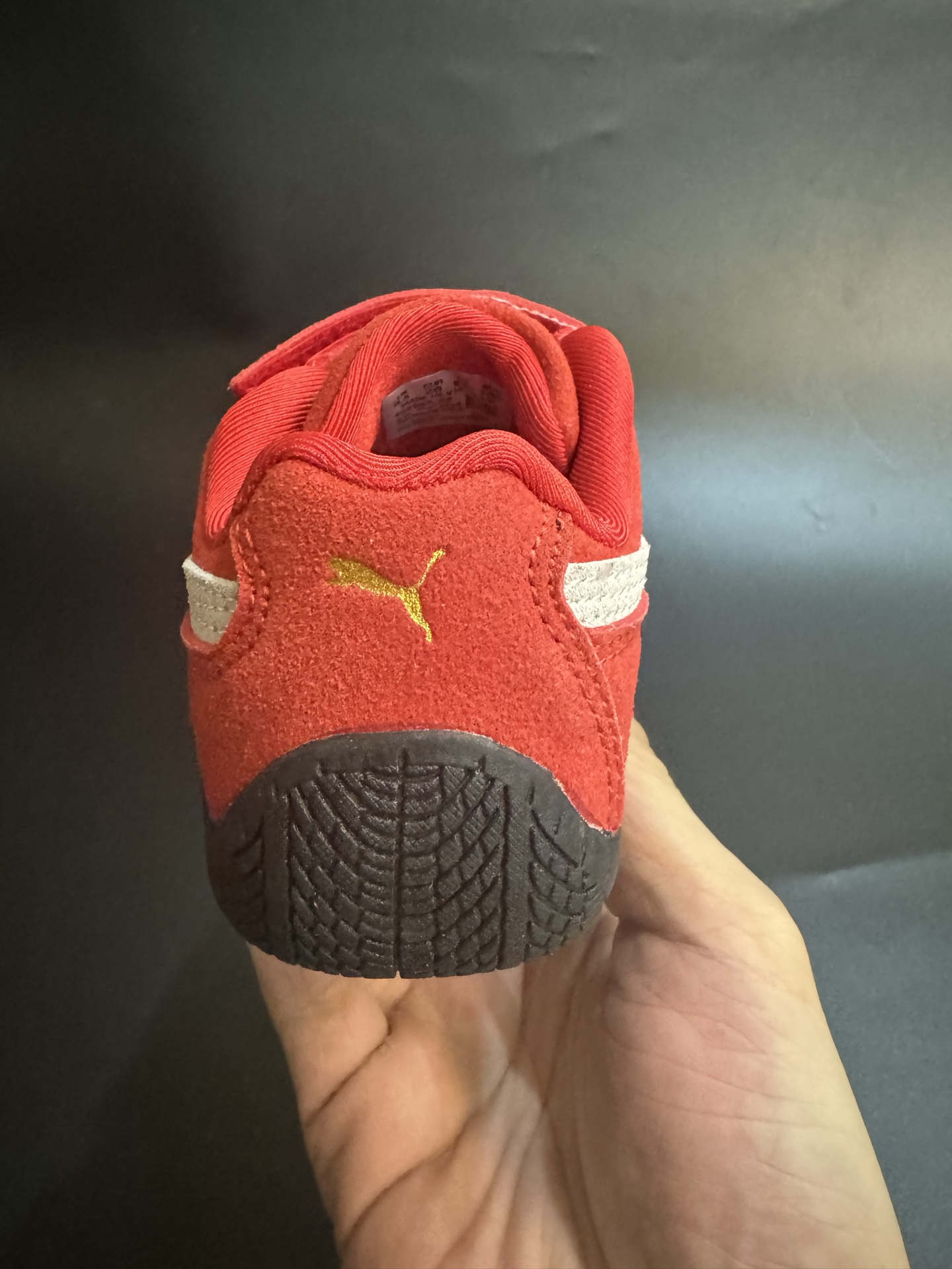 图片[7]-彪马巴黎联名款魔术贴复古德训儿童休闲鞋运动鞋 尺码：22–35码 经典PUMA联名系列🆕 优质猪八革面料，质感满满💯 两幅鞋带替换，附赠鞋带扣✔️ 橡胶耐磨防滑大底，脚感不言而喻☁️-选品中心