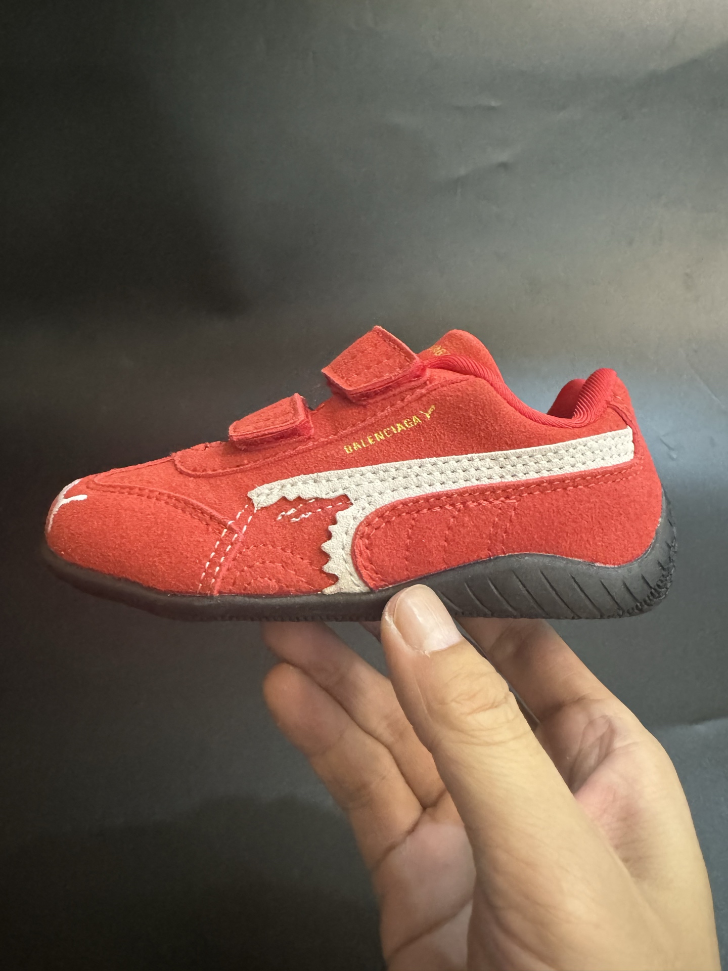 图片[3]-彪马巴黎联名款魔术贴复古德训儿童休闲鞋运动鞋 尺码：22–35码 经典PUMA联名系列🆕 优质猪八革面料，质感满满💯 两幅鞋带替换，附赠鞋带扣✔️ 橡胶耐磨防滑大底，脚感不言而喻☁️-选品中心