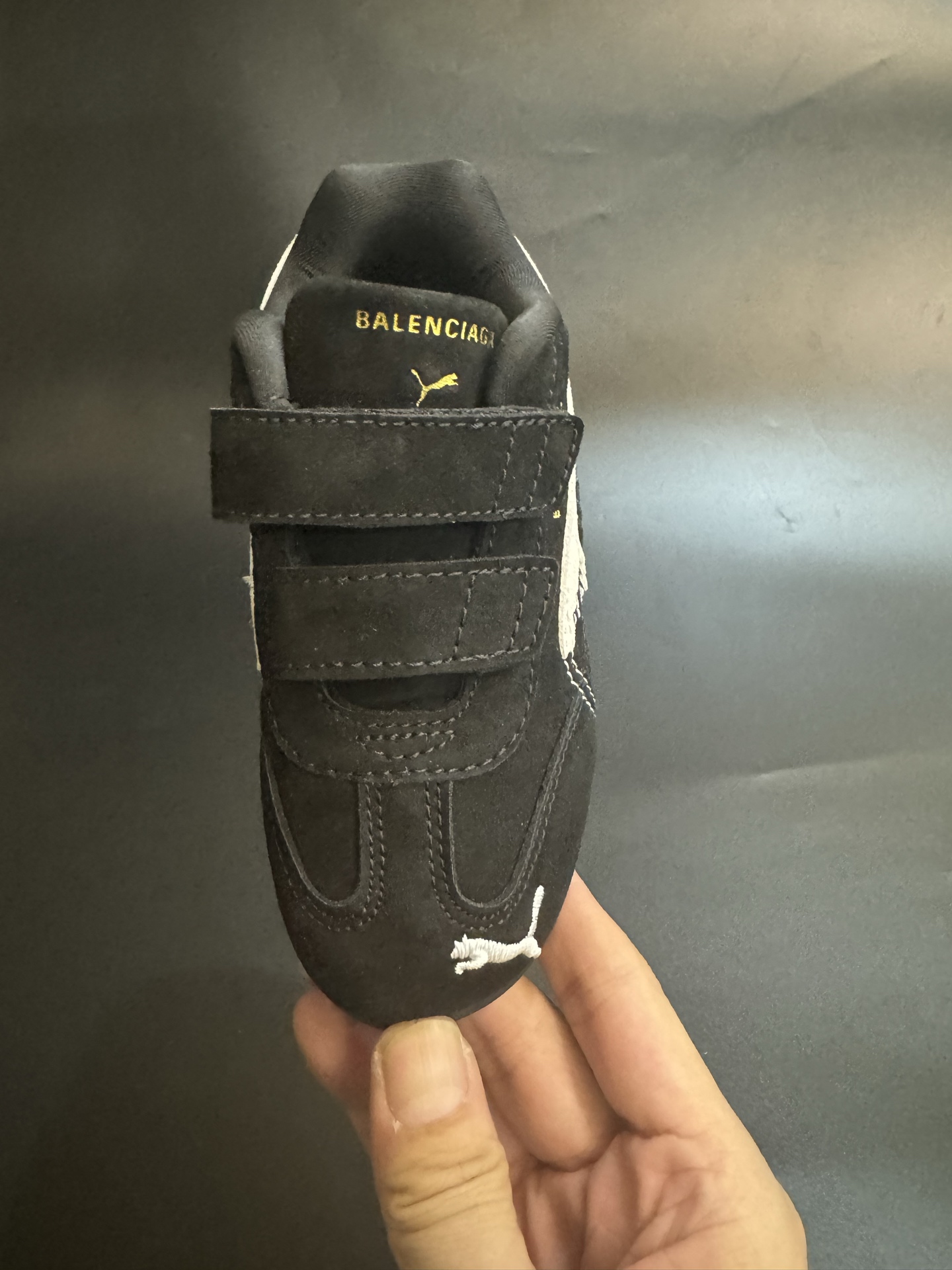 图片[6]-彪马巴黎联名款魔术贴复古德训儿童休闲鞋运动鞋 尺码：22–35码 经典PUMA联名系列🆕 优质猪八革面料，质感满满💯 两幅鞋带替换，附赠鞋带扣✔️ 橡胶耐磨防滑大底，脚感不言而喻☁️-选品中心