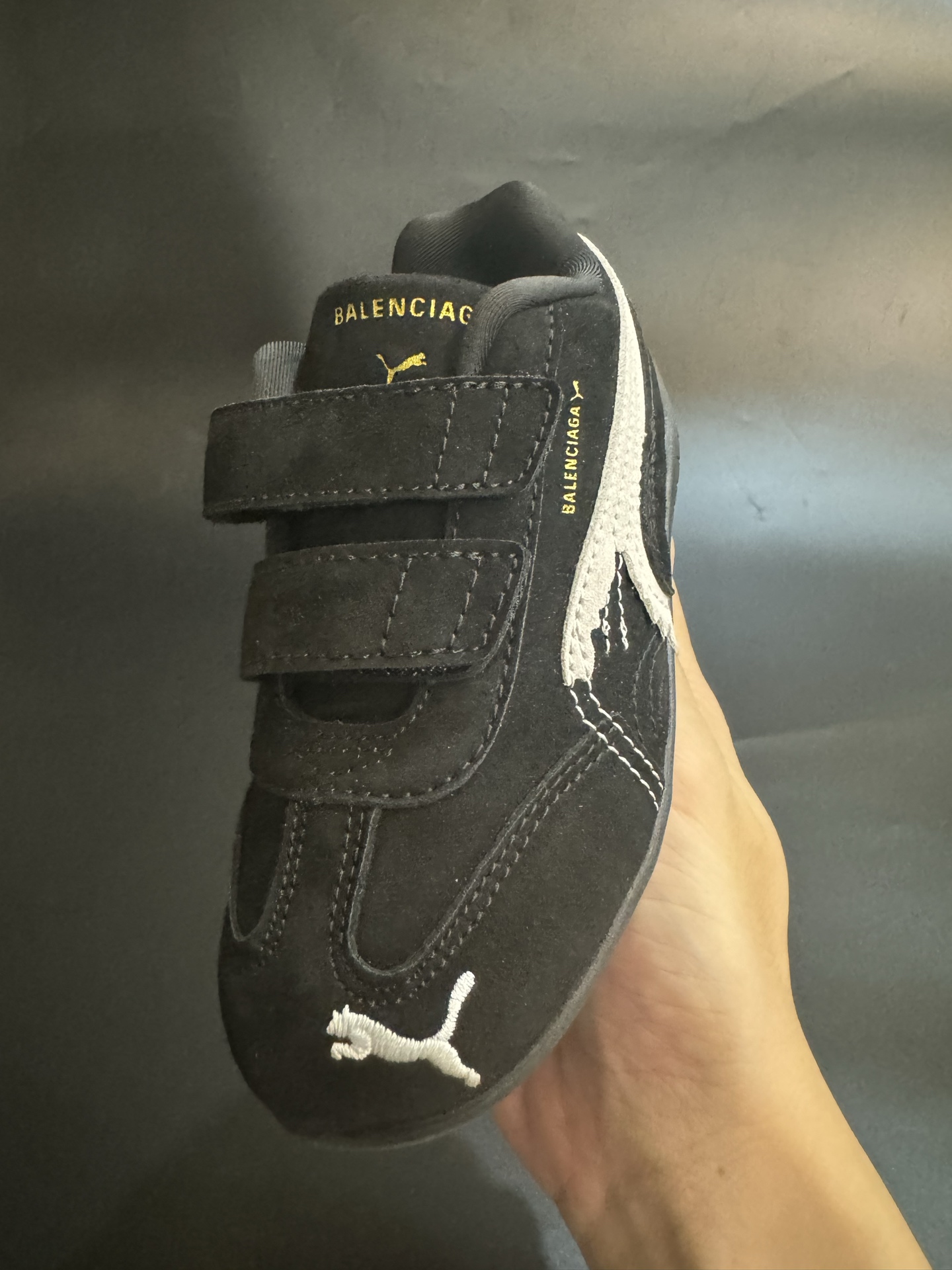 图片[4]-彪马巴黎联名款魔术贴复古德训儿童休闲鞋运动鞋 尺码：22–35码 经典PUMA联名系列🆕 优质猪八革面料，质感满满💯 两幅鞋带替换，附赠鞋带扣✔️ 橡胶耐磨防滑大底，脚感不言而喻☁️-选品中心