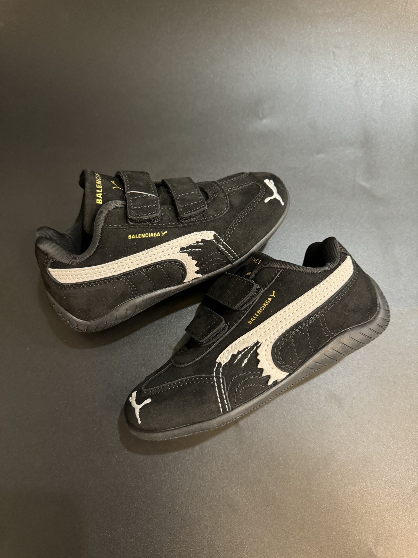 图片[9]-彪马巴黎联名款魔术贴复古德训儿童休闲鞋运动鞋 尺码：22–35码 经典PUMA联名系列🆕 优质猪八革面料，质感满满💯 两幅鞋带替换，附赠鞋带扣✔️ 橡胶耐磨防滑大底，脚感不言而喻☁️-选品中心