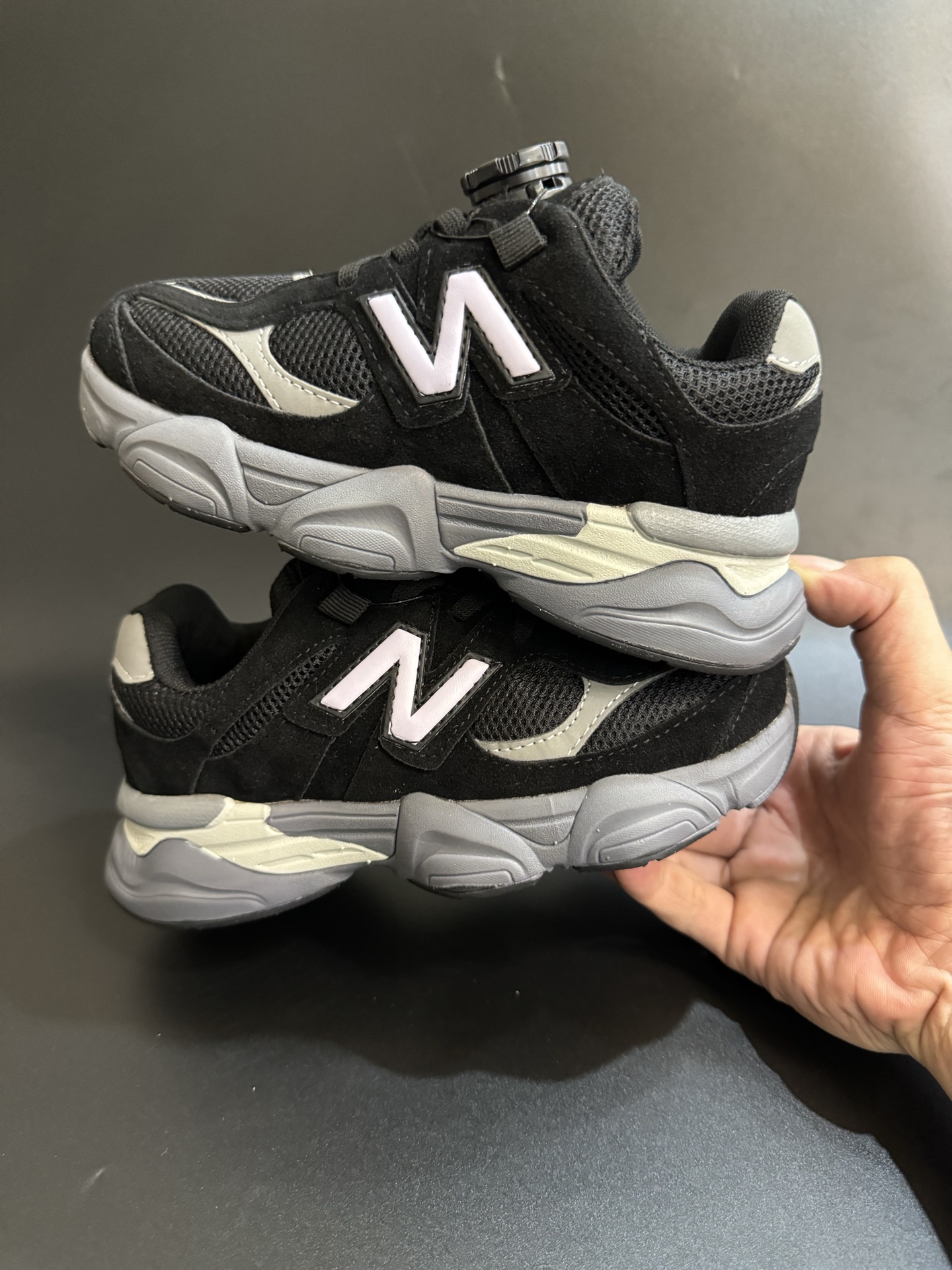 图片[8]-海外版NB新款9060锁扣儿童运动鞋 尺码：24-37码 经典NB9060系列🔥 优质锁扣设计，穿脱方便✌🏻 优质耐磨防滑大底，脚感超赞👍🏻-选品中心
