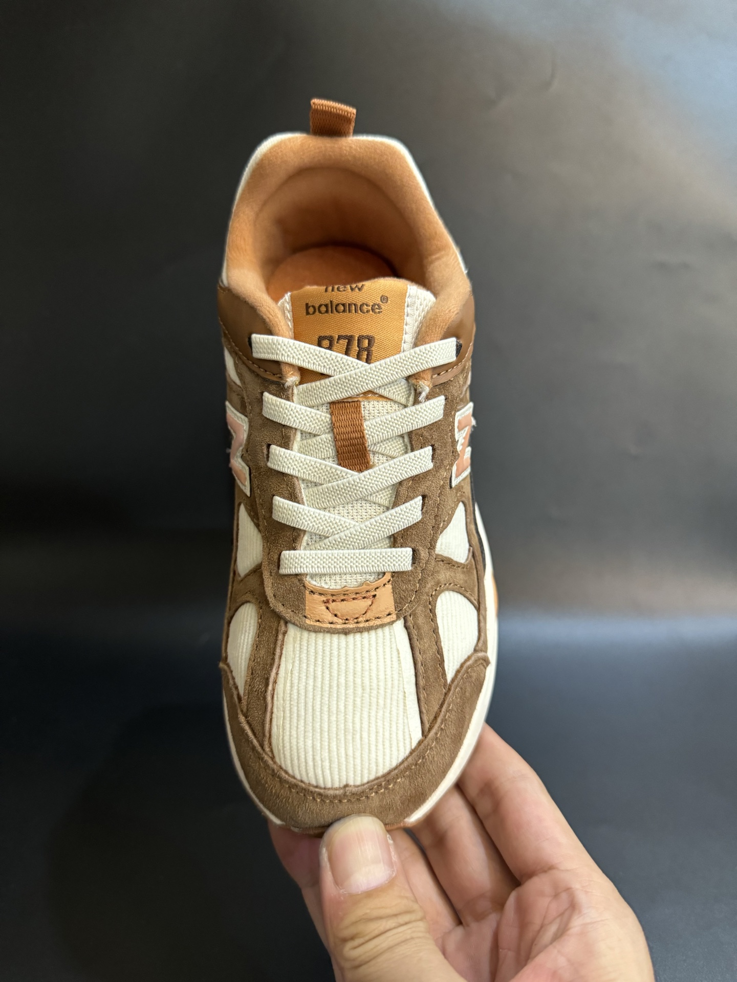 图片[6]-新色NB878猪八皮松紧带复古儿童运动鞋 尺码：26-37码 经典878款式🆕 松紧带设计，穿脱便捷✌🏻 耐磨防滑大底，脚感不言而喻☁️ 优质面料拼接，质感超高级！.-选品中心