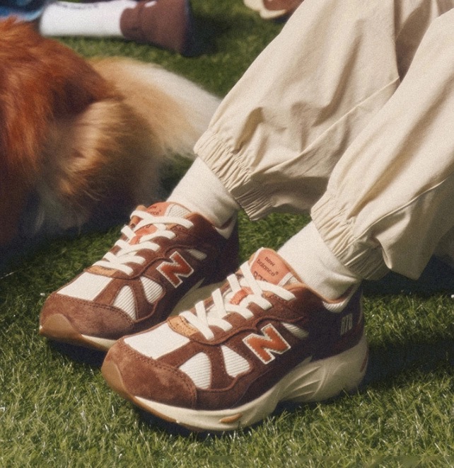 图片[6]-新款NB878猪八皮松紧带复古儿童运动鞋 尺码：26-37码 经典878款式🆕 松紧带设计，穿脱便捷✌🏻. 耐磨防滑大底，脚感不言而喻☁️ 优质面料拼接，质感超高级！-选品中心