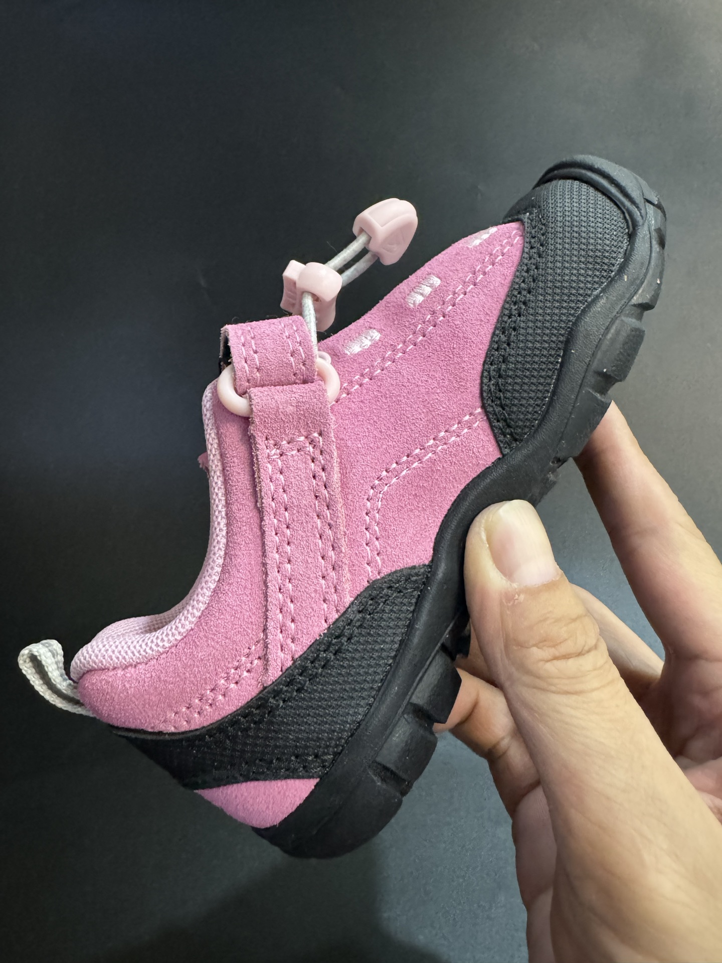 图片[5]-KEEN 新配色户外儿童登山鞋 尺码：24-37码 祖国版YYDS 新配色好好看😍 优质麂皮面料，轻微防水💧 魔术贴➕松紧带设计，穿脱方便✔️ 橡胶耐磨防滑大底，脚感超赞👍🏻-选品中心