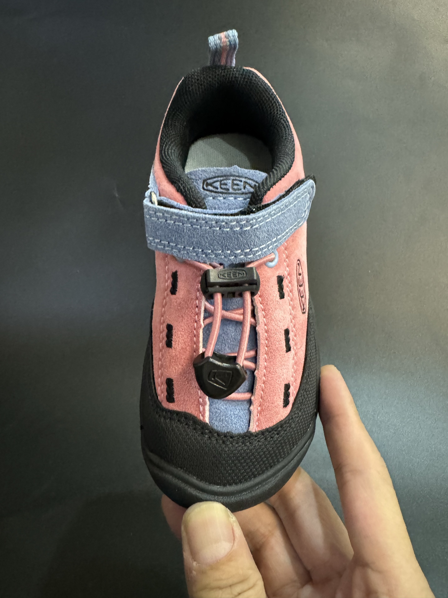 图片[6]-KEEN 新配色户外儿童登山鞋 尺码：24-37码 祖国版YYDS 新配色好好看😍 优质麂皮面料，轻微防水💧 魔术贴➕松紧带设计，穿脱方便✔️ 橡胶耐磨防滑大底，脚感超赞👍🏻-选品中心