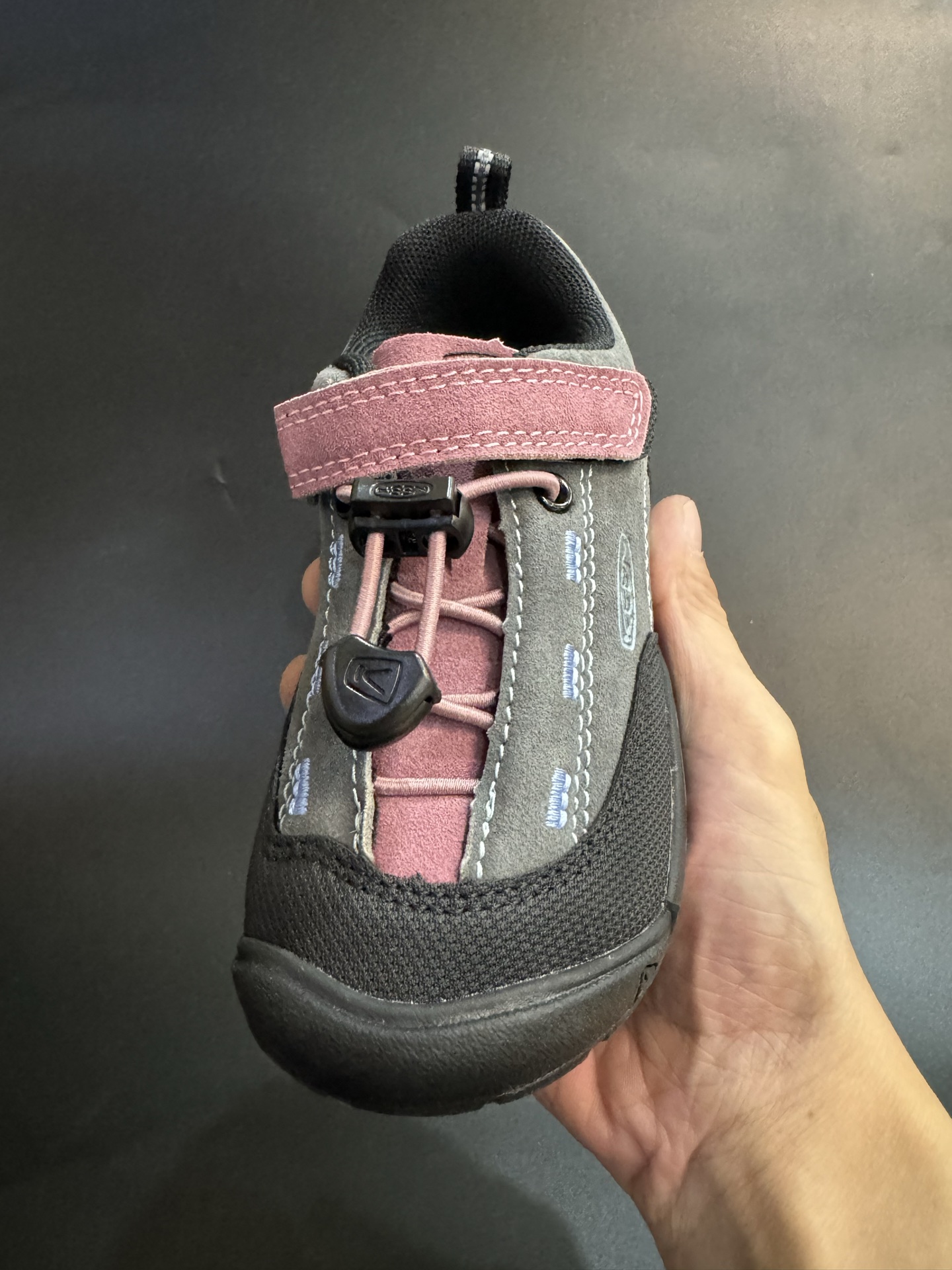 图片[4]-KEEN 新配色户外儿童登山鞋 尺码：24-37码 祖国版YYDS 新配色好好看😍 优质麂皮面料，轻微防水💧 魔术贴➕松紧带设计，穿脱方便✔️ 橡胶耐磨防滑大底，脚感超赞👍🏻-选品中心