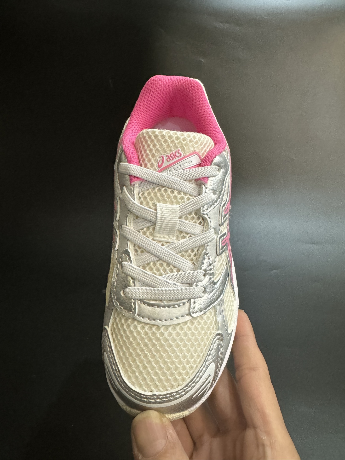 图片[6]-亚瑟士官网新款1130弹力松紧带儿童复古休闲运动鞋 尺码：26-37码 经典1130款式🆕 松紧带设计，穿脱方便✌🏻 网面拼接，质感满满💯 橡胶耐磨防滑大底，脚感超赞👍🏻-选品中心