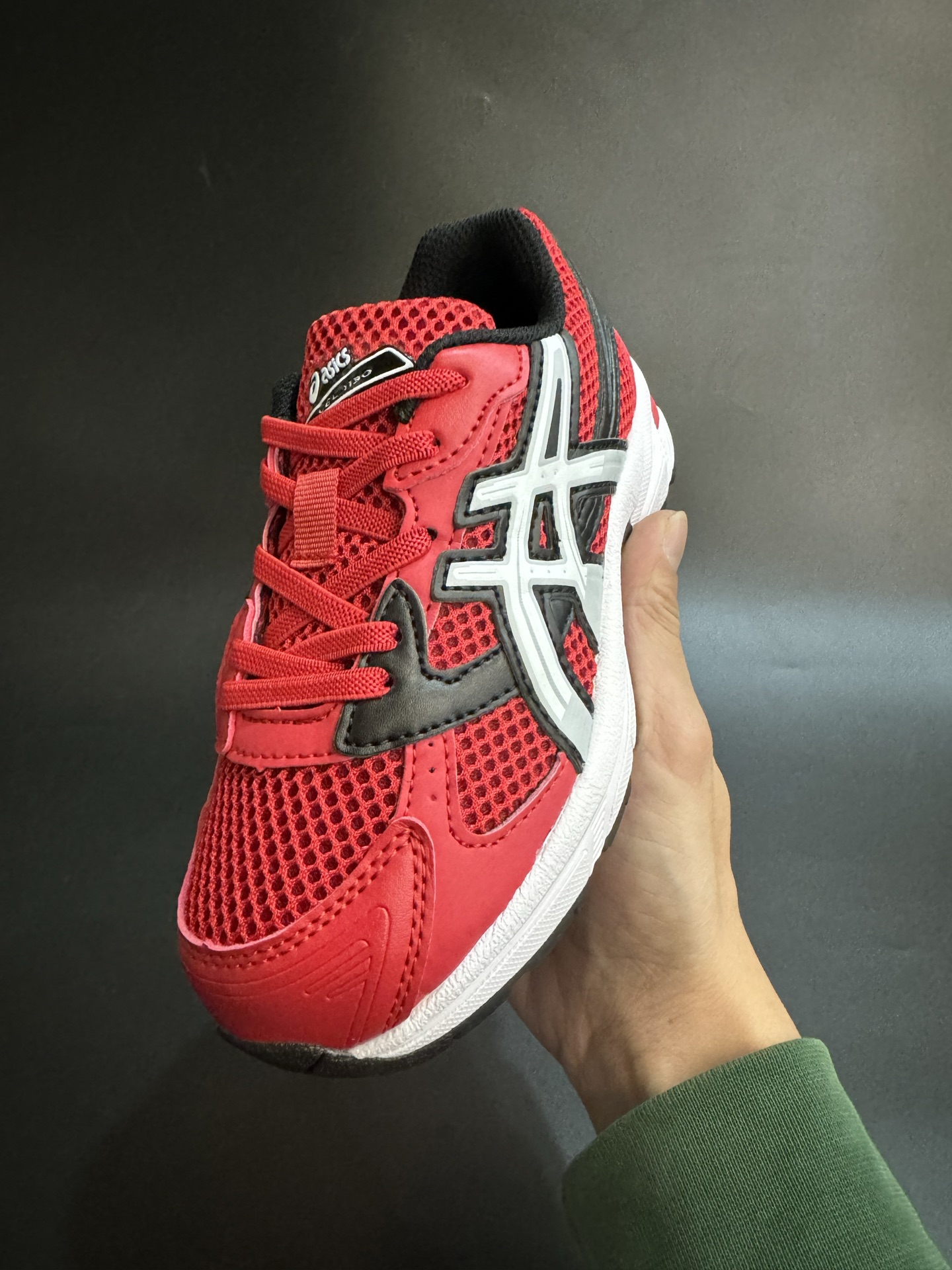 图片[4]-亚瑟士官网新款1130弹力松紧带儿童复古休闲运动鞋 尺码：26-37码 经典1130款式🆕 松紧带设计，穿脱方便✌🏻 网面拼接，质感满满💯 橡胶耐磨防滑大底，脚感超赞👍🏻-选品中心