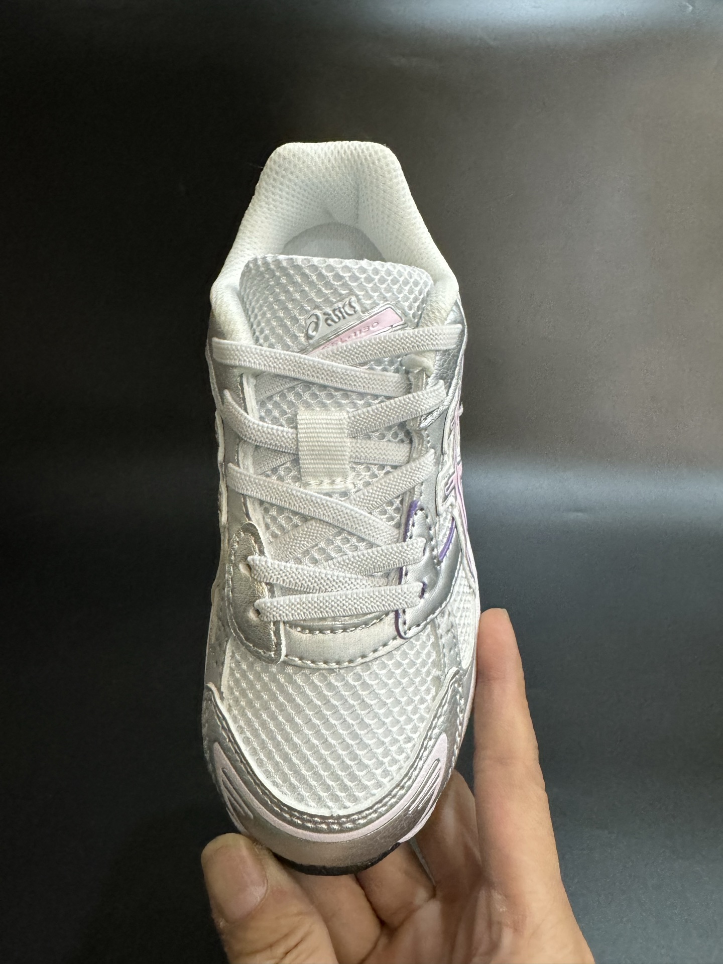 图片[6]-亚瑟士官网新款1130弹力松紧带儿童复古休闲运动鞋 尺码：26-37码 经典1130款式🆕 松紧带设计，穿脱方便✌🏻 网面拼接，质感满满💯 橡胶耐磨防滑大底，脚感超赞👍🏻-选品中心