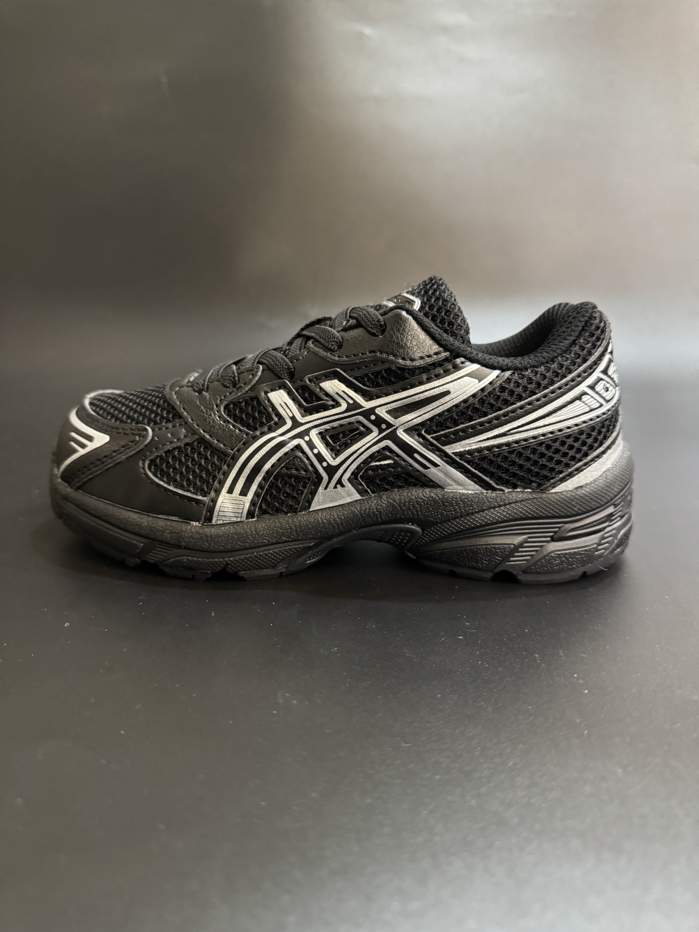 图片[8]-正确版本放 亚瑟士官网新款1130弹力松紧带儿童复古休闲运动鞋 尺码：26-37码 经典1130款式🆕 松紧带设计，穿脱方便✌🏻 网面拼接，质感满满💯 橡胶耐磨防滑大底，脚感超赞👍🏻-选品中心