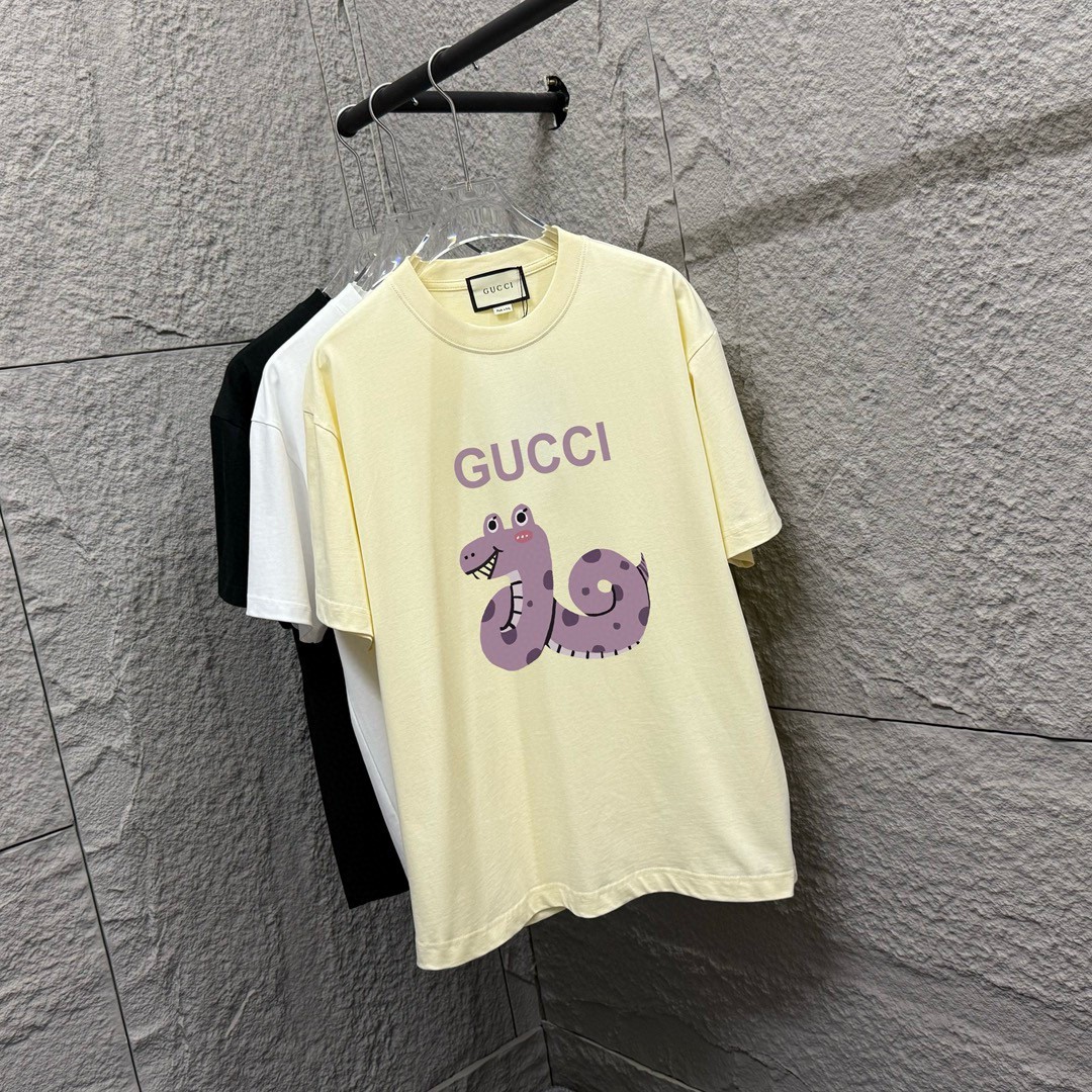 Gucc*Gucci* 2025 Año de la Serpiente primavera-verano nuevo, estampado clásico de serpiente púrpura pequeña en el pecho…