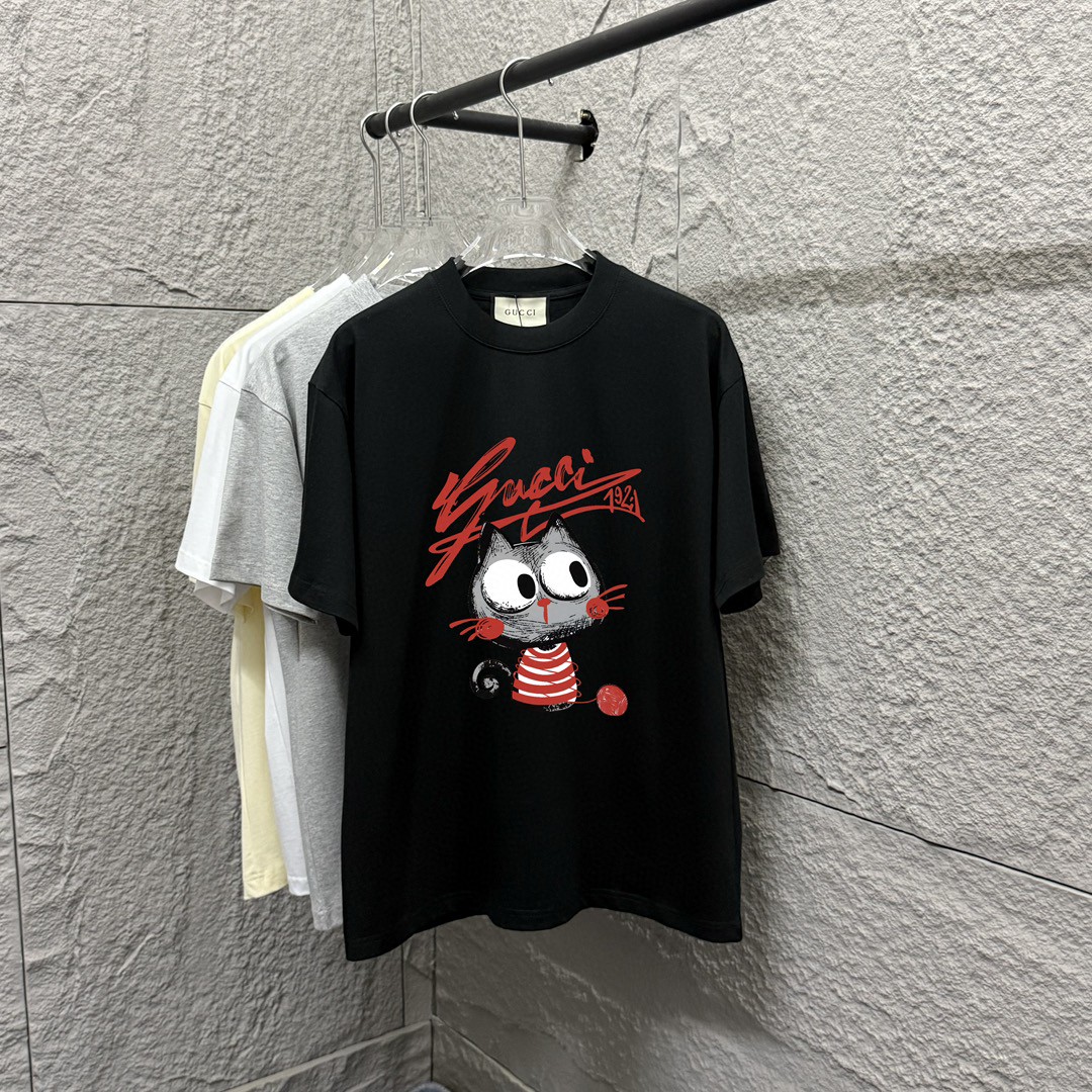 Gu Gucci* 2025 primavera-verano nuevo estilo, camiseta de manga corta con estampado de lindo gato y letras clásicas en …