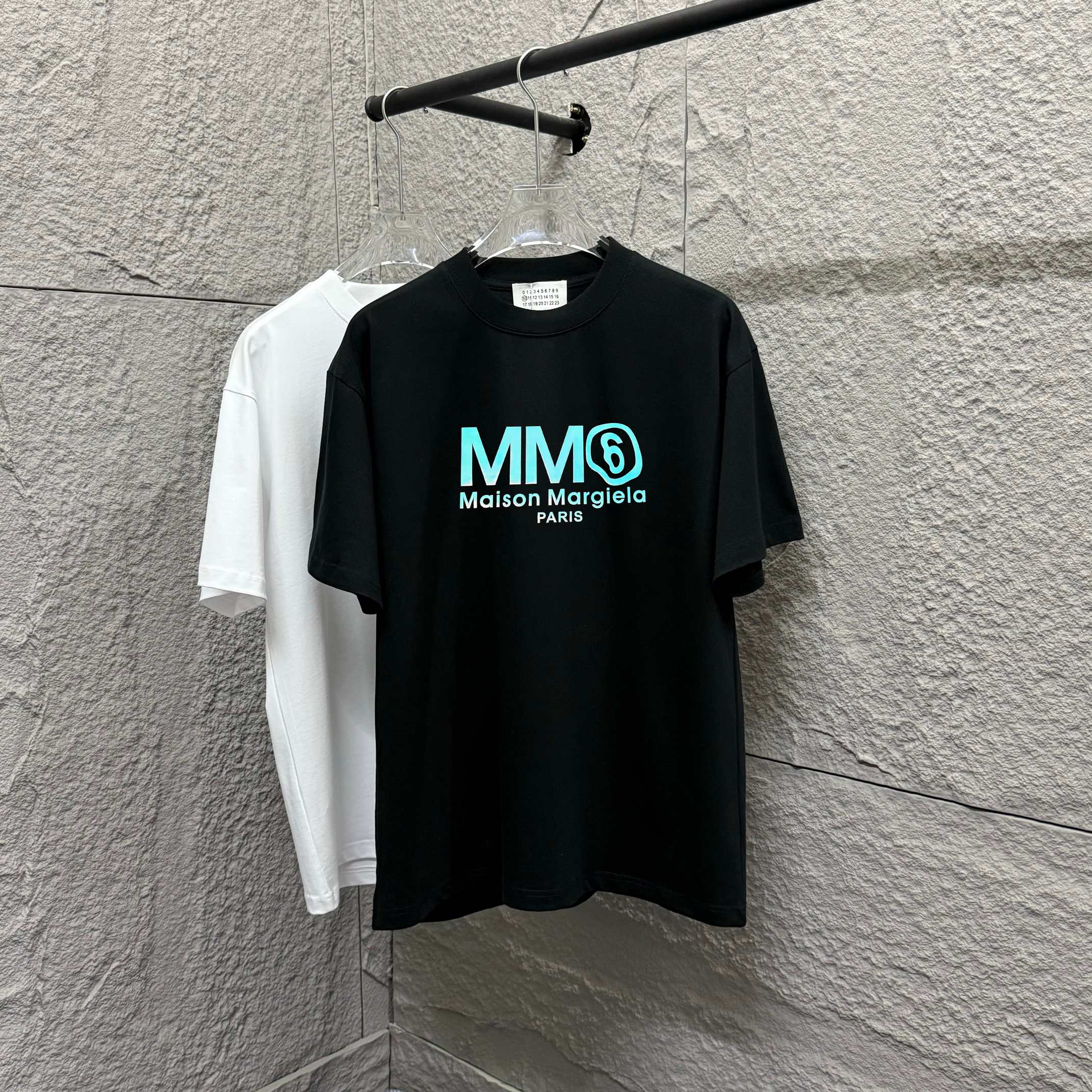 MM6 Maison Margiela 2025 primavera/verano nueva colección, camiseta de manga corta con letras clásicas mm6, tecnología …