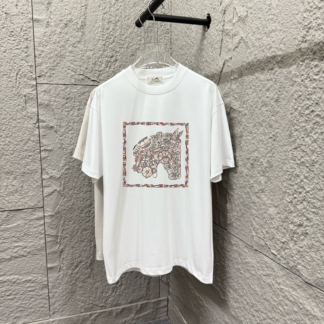 Herme*Hermès* 2025 primavera-verano nuevo estilo, camiseta de manga corta con estampado de caballo mecánico, tejido de …