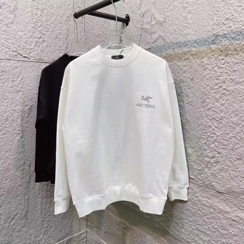 Arc'teryx Embroidered Logo Long Sleeve Sweatshirt - Unisex, Early Autumn 1 Arc'teryx Embroidered Logo Long Sleeve Sweatshirt - Unisex, Early Autumn