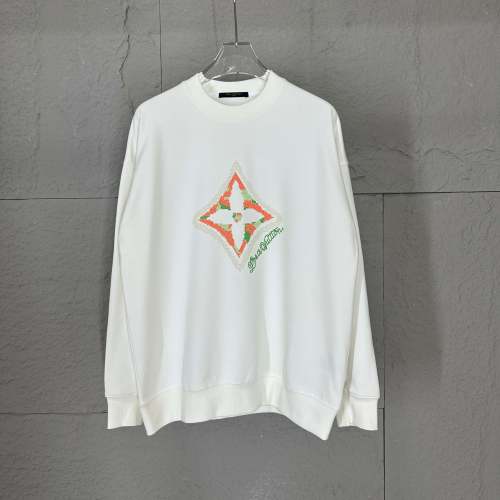 Louis Vuitton 2025 Early Autumn White Cotton Sweatshirt, Unisex, Loose Fit 1 Louis Vuitton 2025 Early Autumn White Cotton Sweatshirt, Unisex, Loose Fit