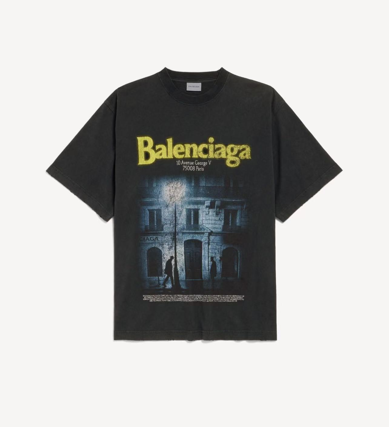 Balenciaga 官网品质BALENCI*GA/巴黎 SS26最新款 前面以Balenclag* 街道夜景建筑图案印花洗水做旧短袖T恤