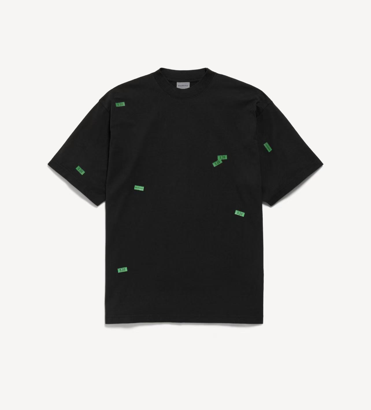 Balenciaga 官网品质BALENCI*GA/巴黎 SS26最新款 5 20贴纸印花左袖绣Logo短袖T恤砖柜同步