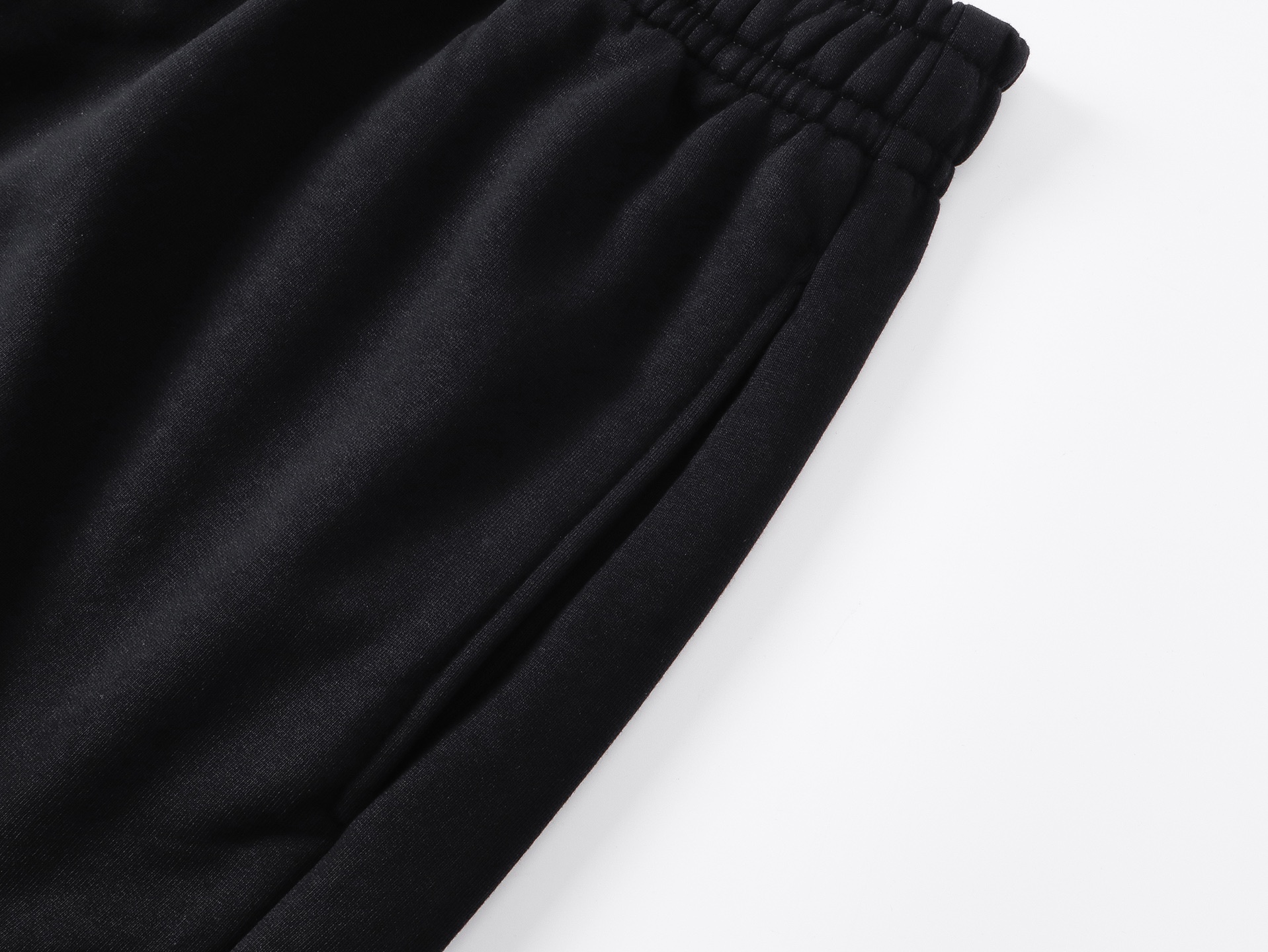 Balenciaga 官网品质BALENCI*GA/巴黎 2026新款 巴黎字母刺绣3M直喷印花短裤