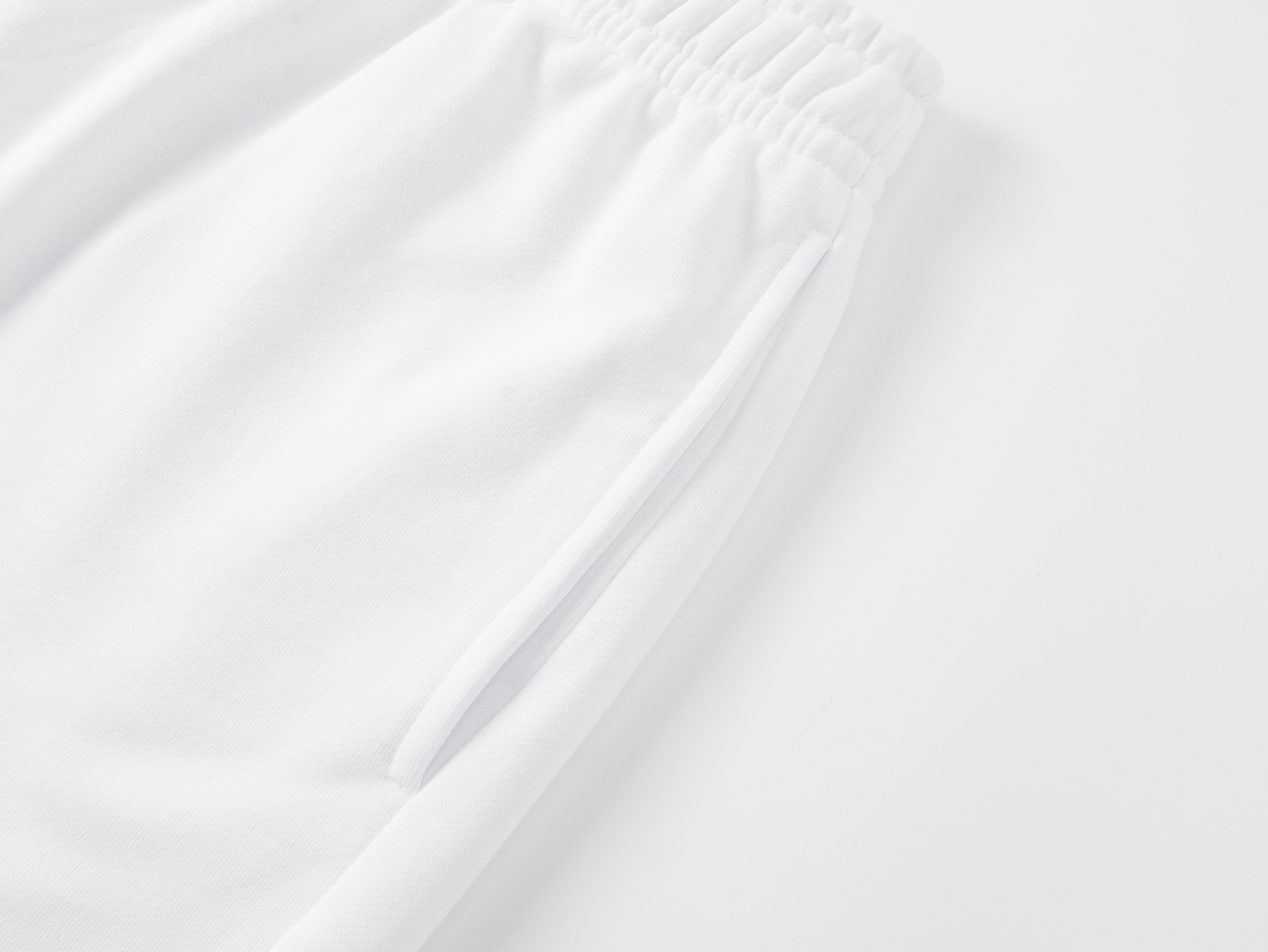 Balenciaga 官网品质BALENCI*GA/巴黎 2026新款 巴黎字母刺绣3M直喷印花短裤