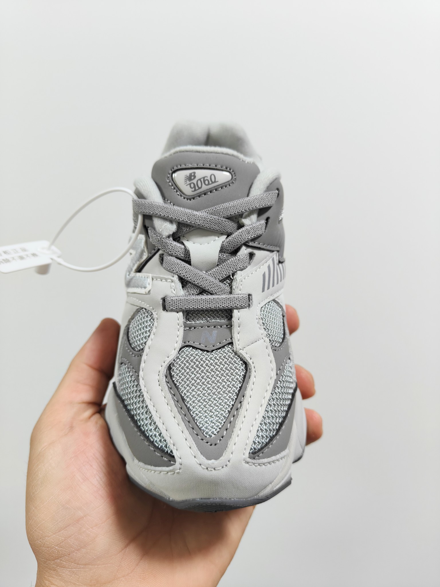 图片[6]-NB 9060 松紧带款童鞋26-37码 海外版NB 9060配色不仅显档次，鞋子也更轻盈️❗️时尚大气的外观设计，后跟“小象蹄”的独特照型，百搭又显腿长❗️必入款老爹鞋💕-选品中心