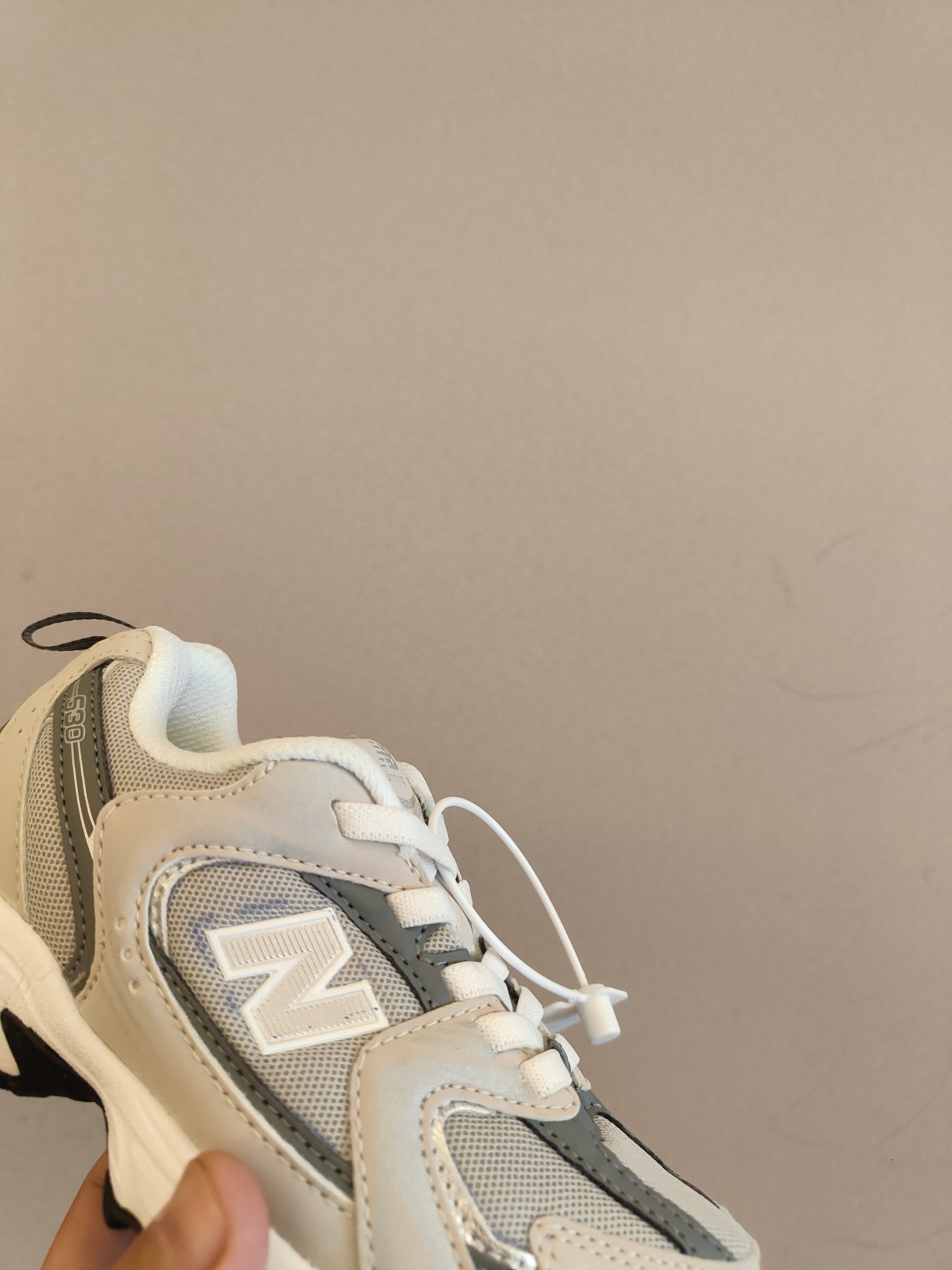 图片[6]-ＮＢ530亲子款儿童 魔术贴术贴+防臭海波丽鞋店 尺码26-37 带来经典系列 经典的530系列！该系列传承了品牌的诸多优点，大胆创新！堪称经典系列里的经典，也是最为热门的系列！时隔一年，再次带来的童鞋，必属重磅～-选品中心