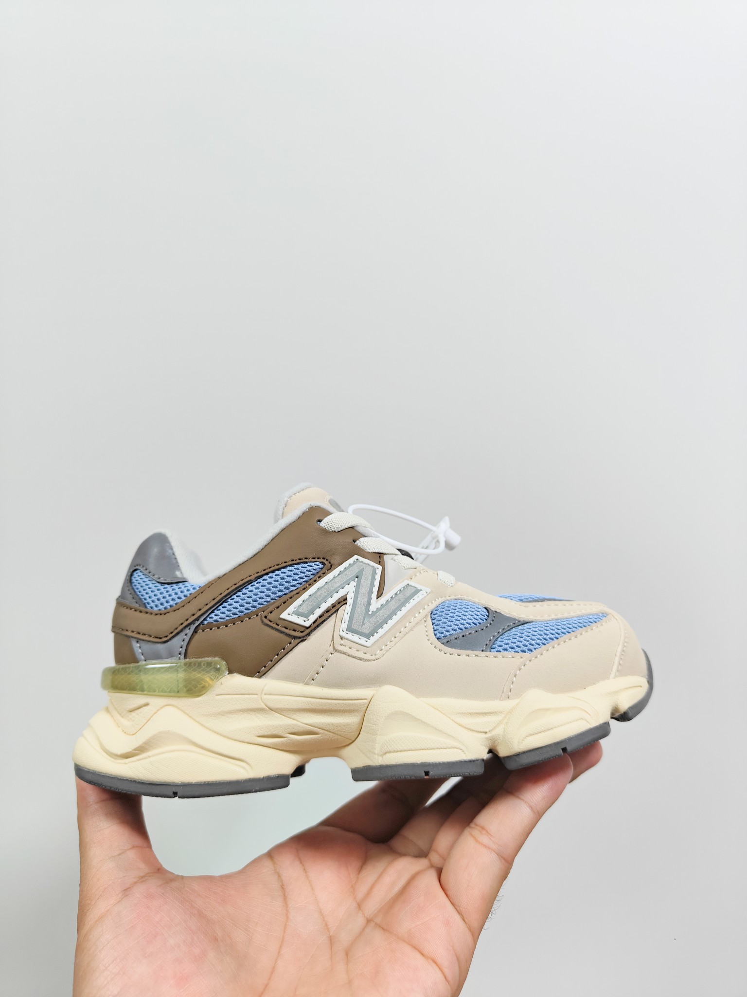 图片[7]-NB 9060 松紧带款童鞋26-37码 海外版NB 9060配色不仅显档次，鞋子也更轻盈️❗️时尚大气的外观设计，后跟“小象蹄”的独特照型，百搭又显腿长❗️必入款老爹鞋💕-选品中心