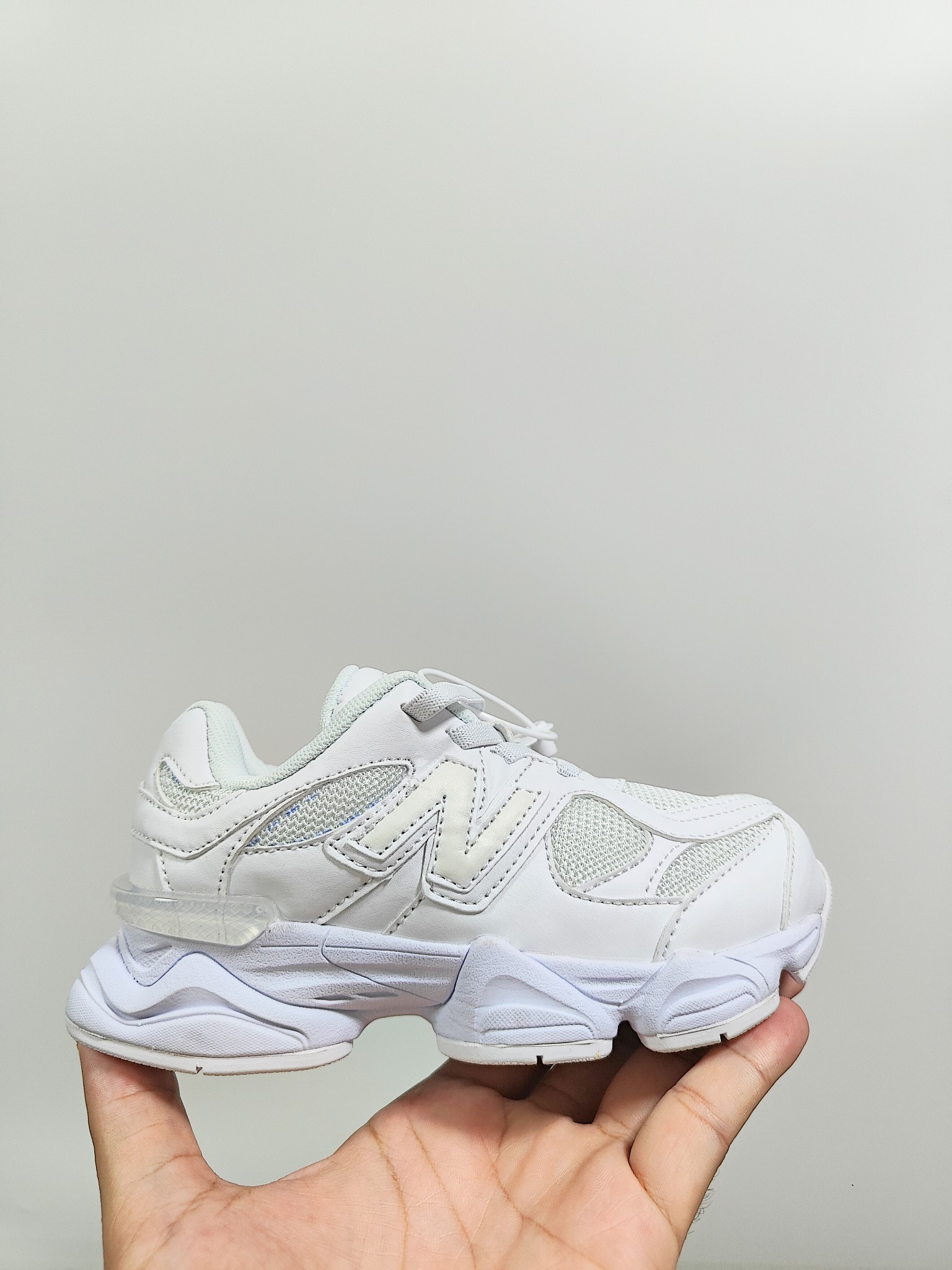 New Balance 9060 Children’s Shoes: Stylish Design with Elephant Hoof Detail - 图片 7