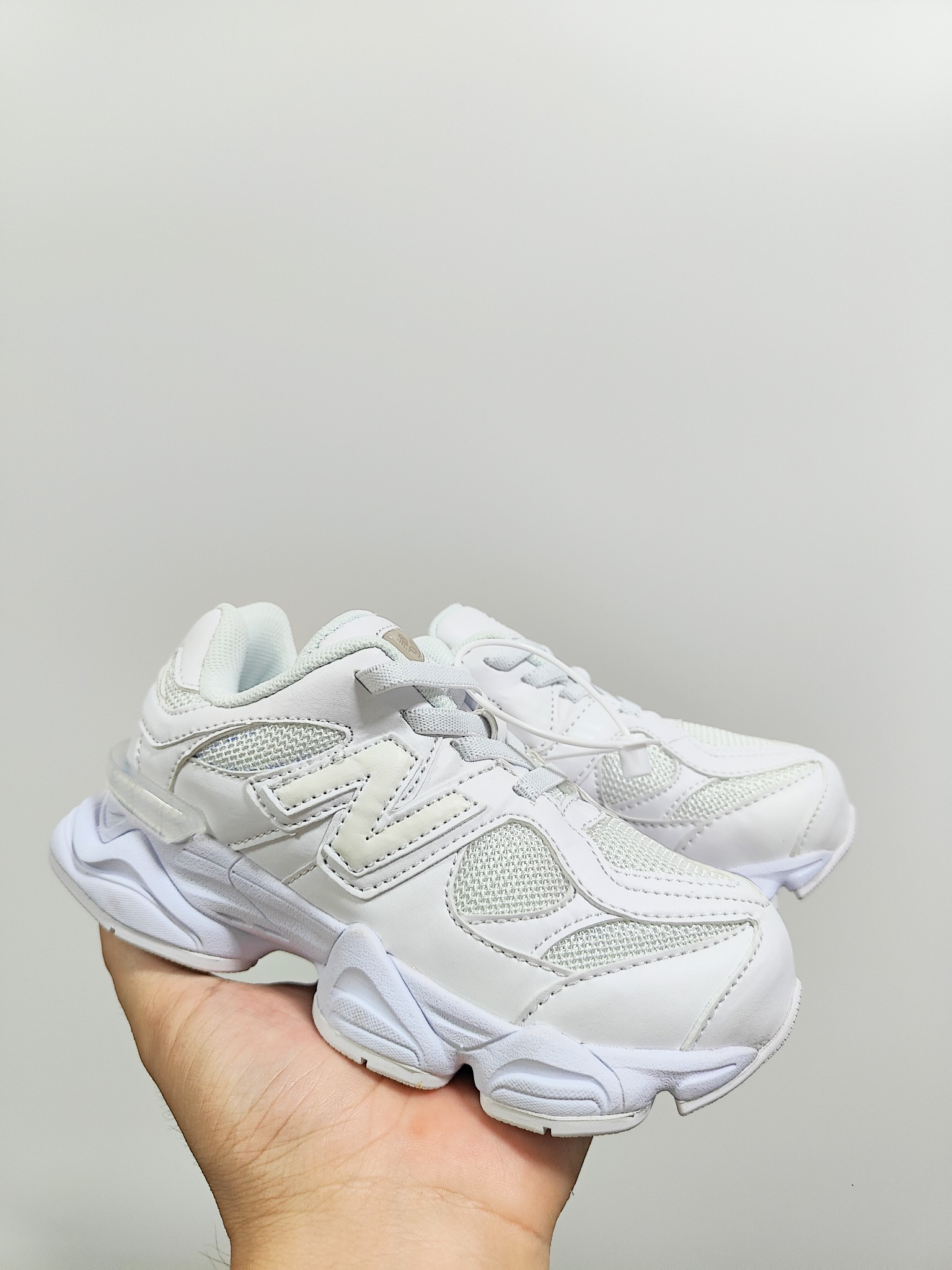 New Balance 9060 Children’s Shoes: Stylish Design with Elephant Hoof Detail - 图片 8