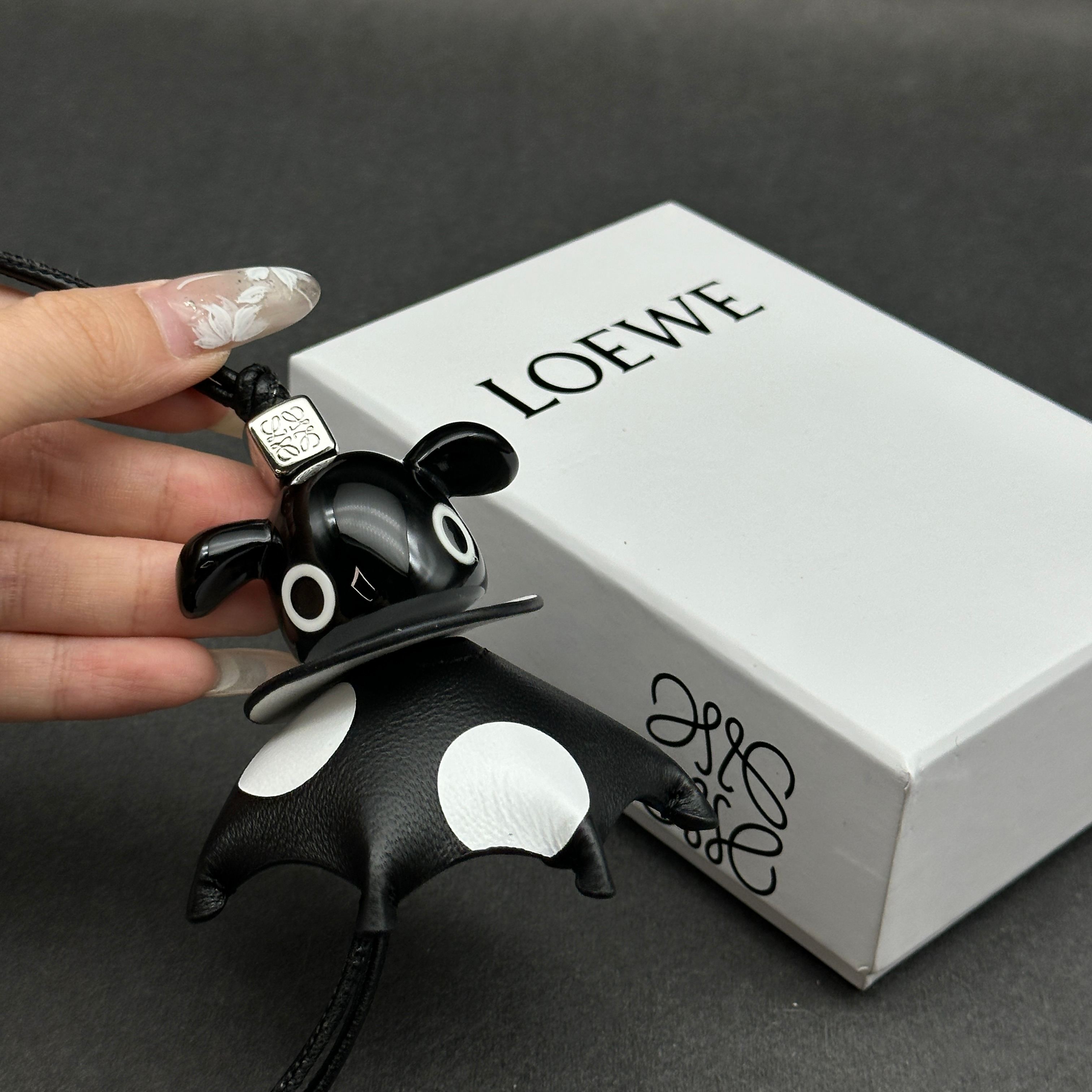 Loewe 罗意威Loewe Puzz小精灵-波波挂饰/挂件