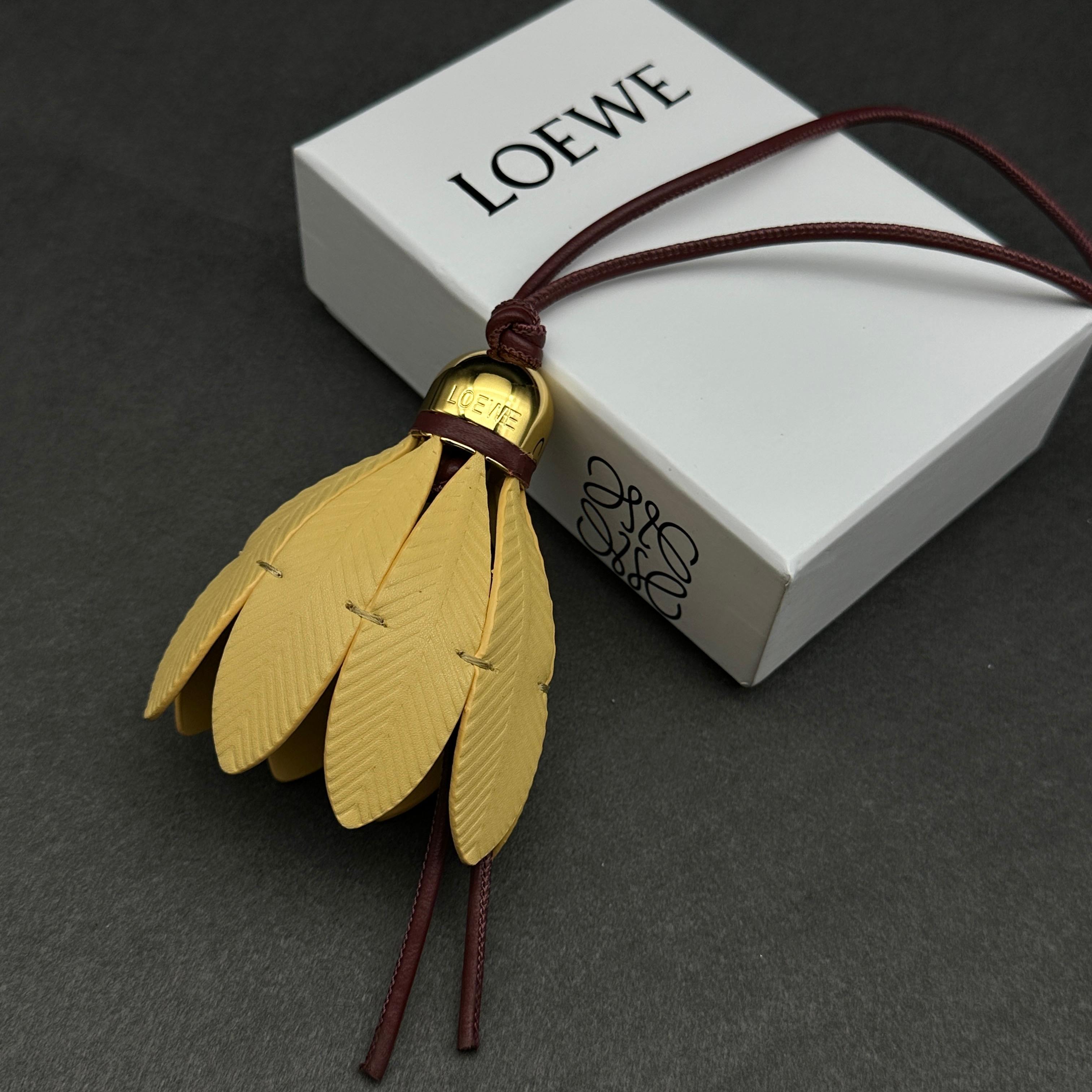Loewe 罗意威Loewe 羽毛球挂饰/挂件