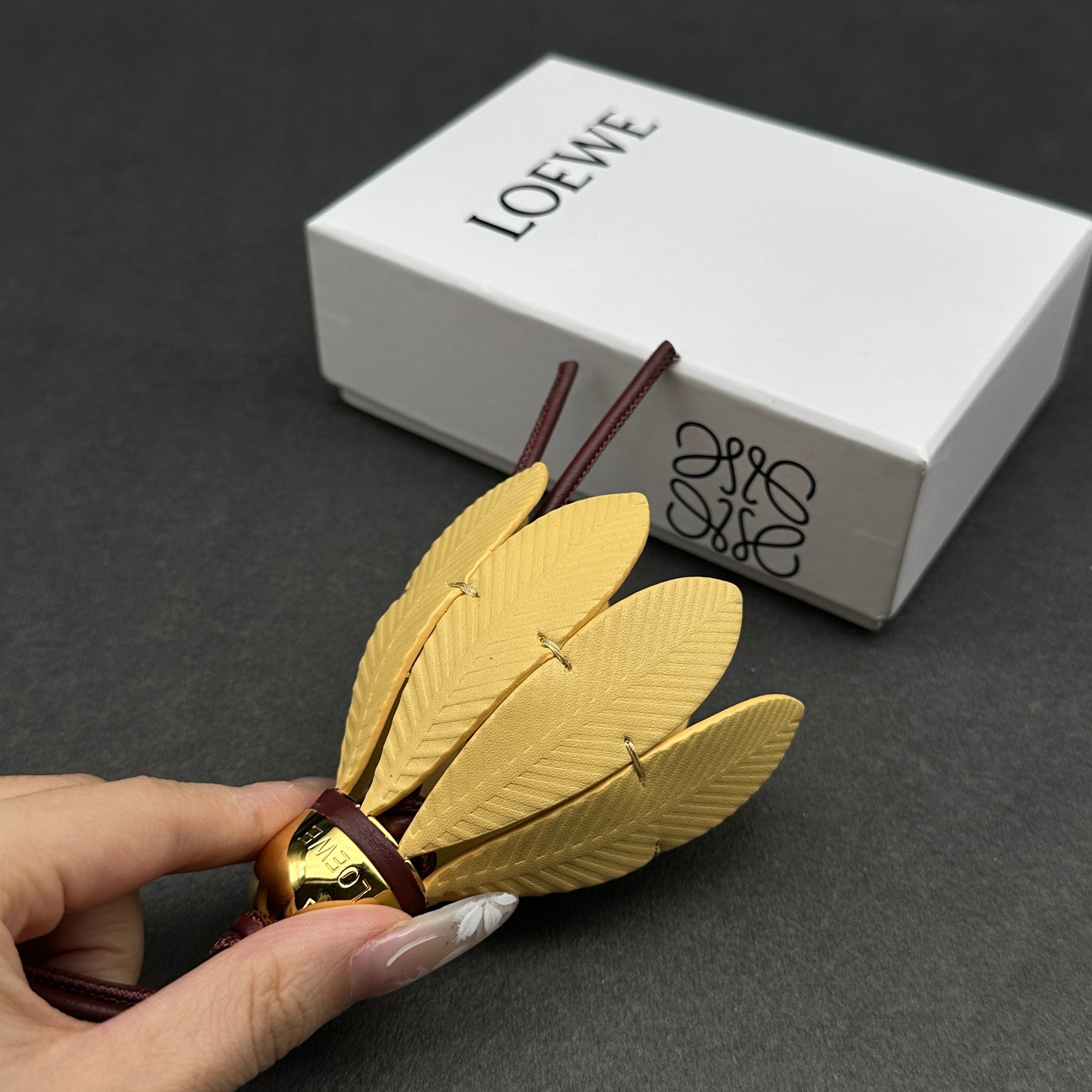 Loewe 罗意威Loewe 羽毛球挂饰/挂件