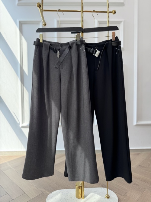 MM6 Straight-Leg Cotton Blend Trousers with Belt - Comfortable and Stylish 1 MM6 Straight-Leg Cotton Blend Trousers with Belt - Comfortable and Stylish