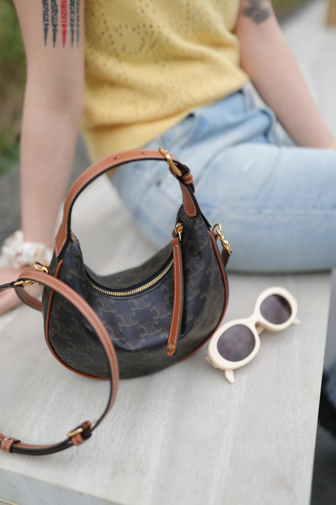 Celine The capacity is sufficient and can be used for basic daily use.