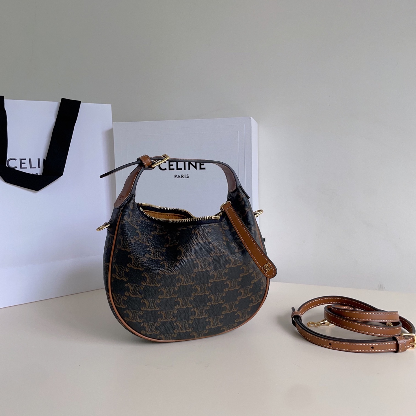 Celine 25 new lulu presbyopia material small crescent