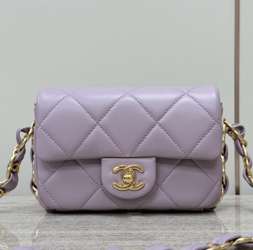 Bolso bandolera Chanel vintage con cadena gruesa y diseño acolchado 1 Bolso bandolera Chanel vintage con cadena gruesa y diseño acolchado