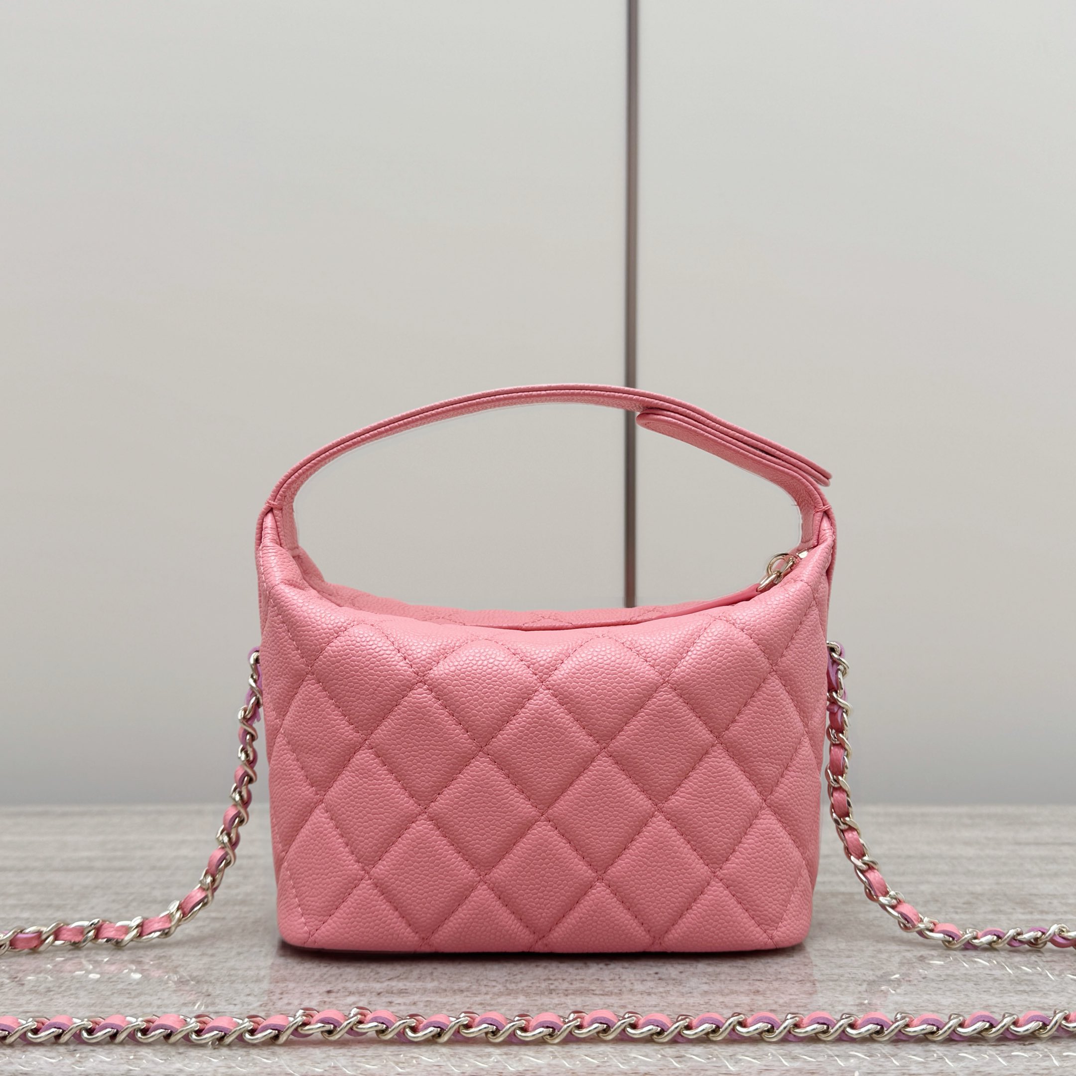 Elegant Pink Quilted Handbag with Chain Strap for Women Luxury Bag 3 i1734702444 3552 0