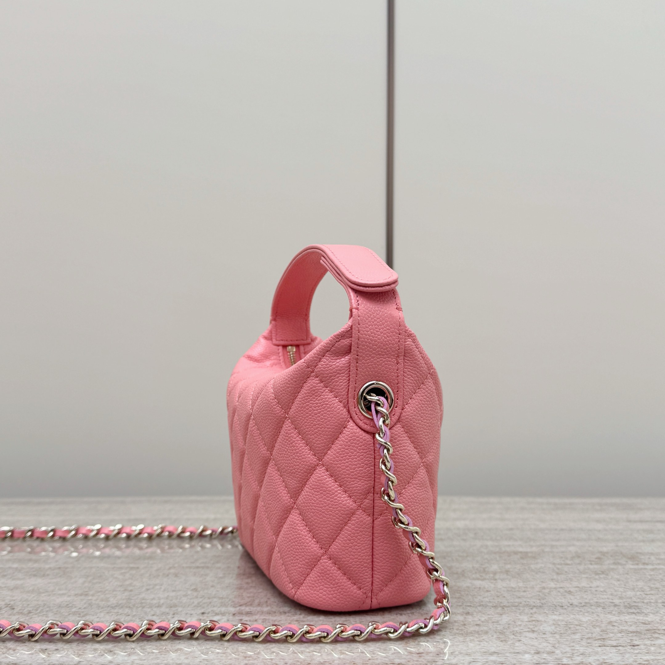 Elegant Pink Quilted Handbag with Chain Strap for Women Luxury Bag 4 i1734702444 5553 2