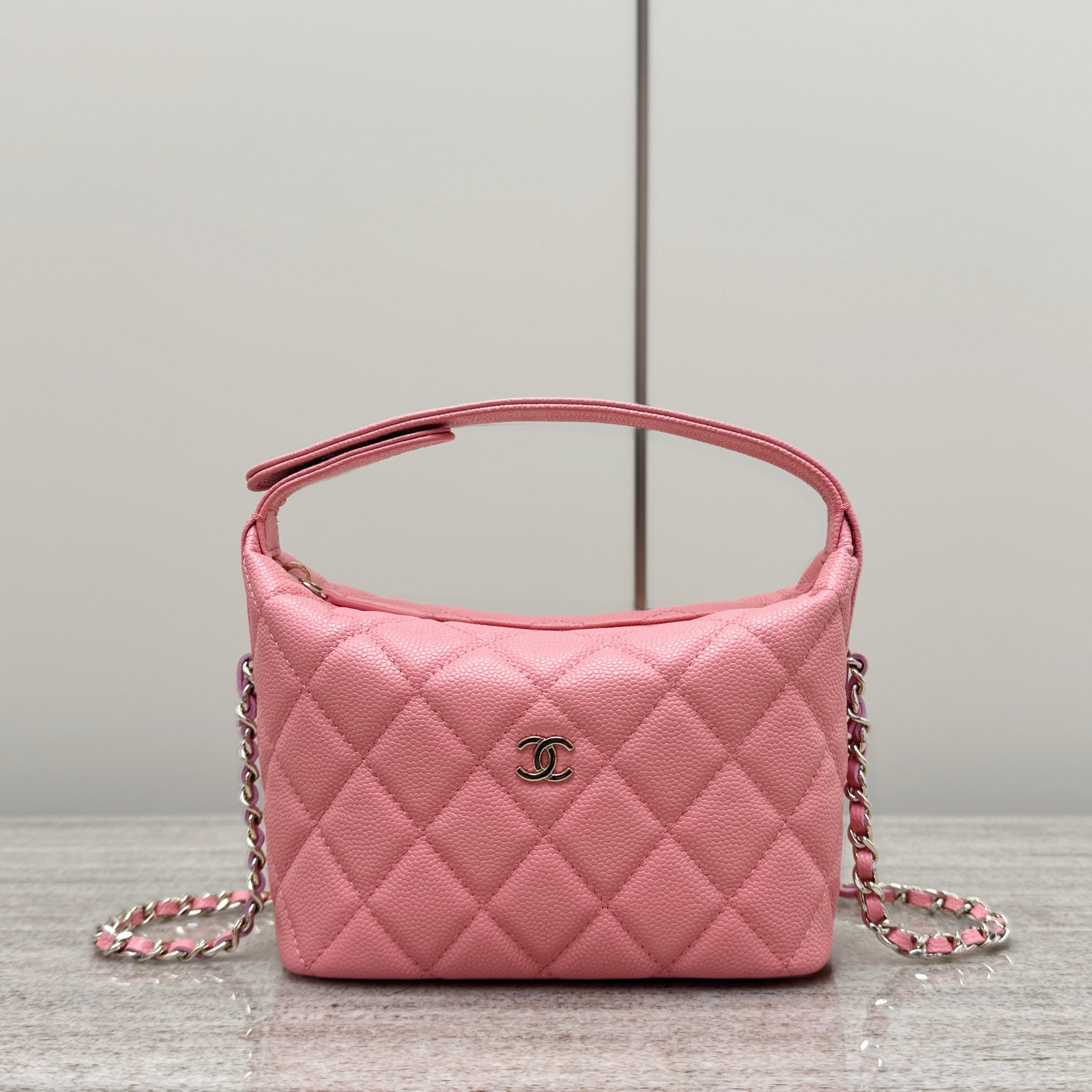 Elegant Pink Quilted Handbag with Chain Strap for Women Luxury Bag 2 i1734702445 1899 3
