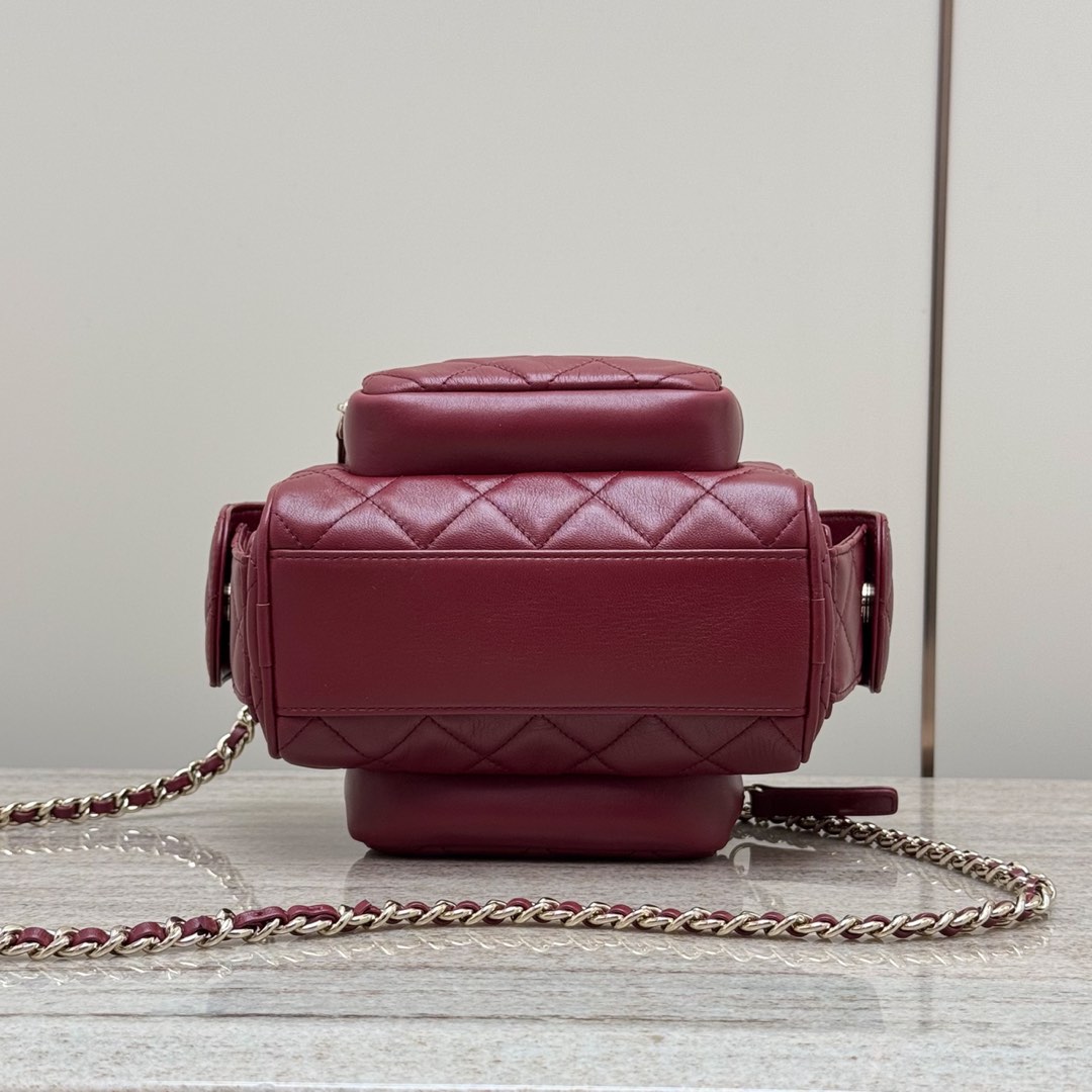Elegant Chanel Lambskin Quilted Camera Bag with Chain Strap - Burgundy 5 i1735480381388 375 0 3