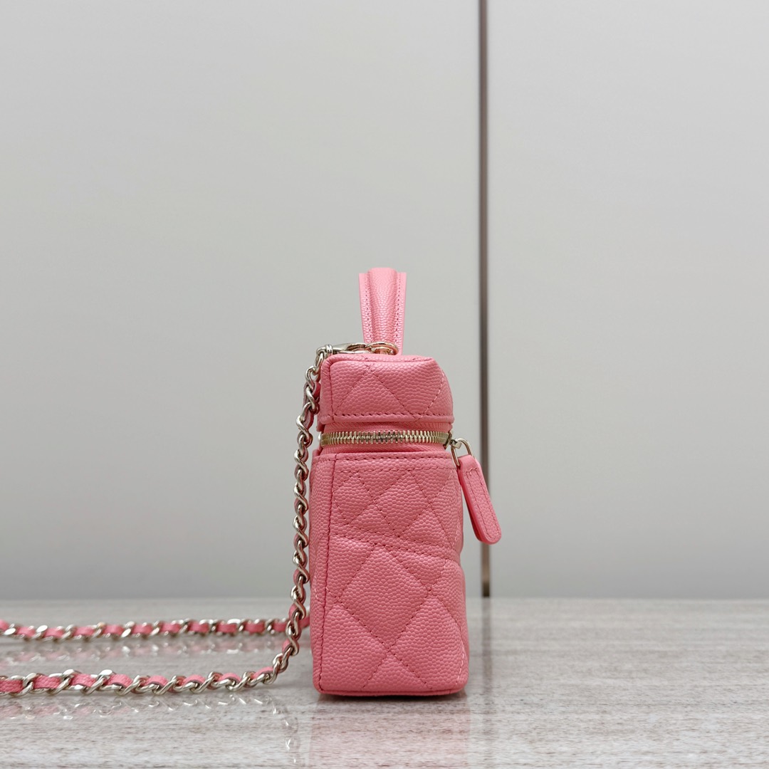 Chanel Pink Quilted Leather Vanity Bag with Chain and Top Handle 4 i1735720560454 8791 0 2