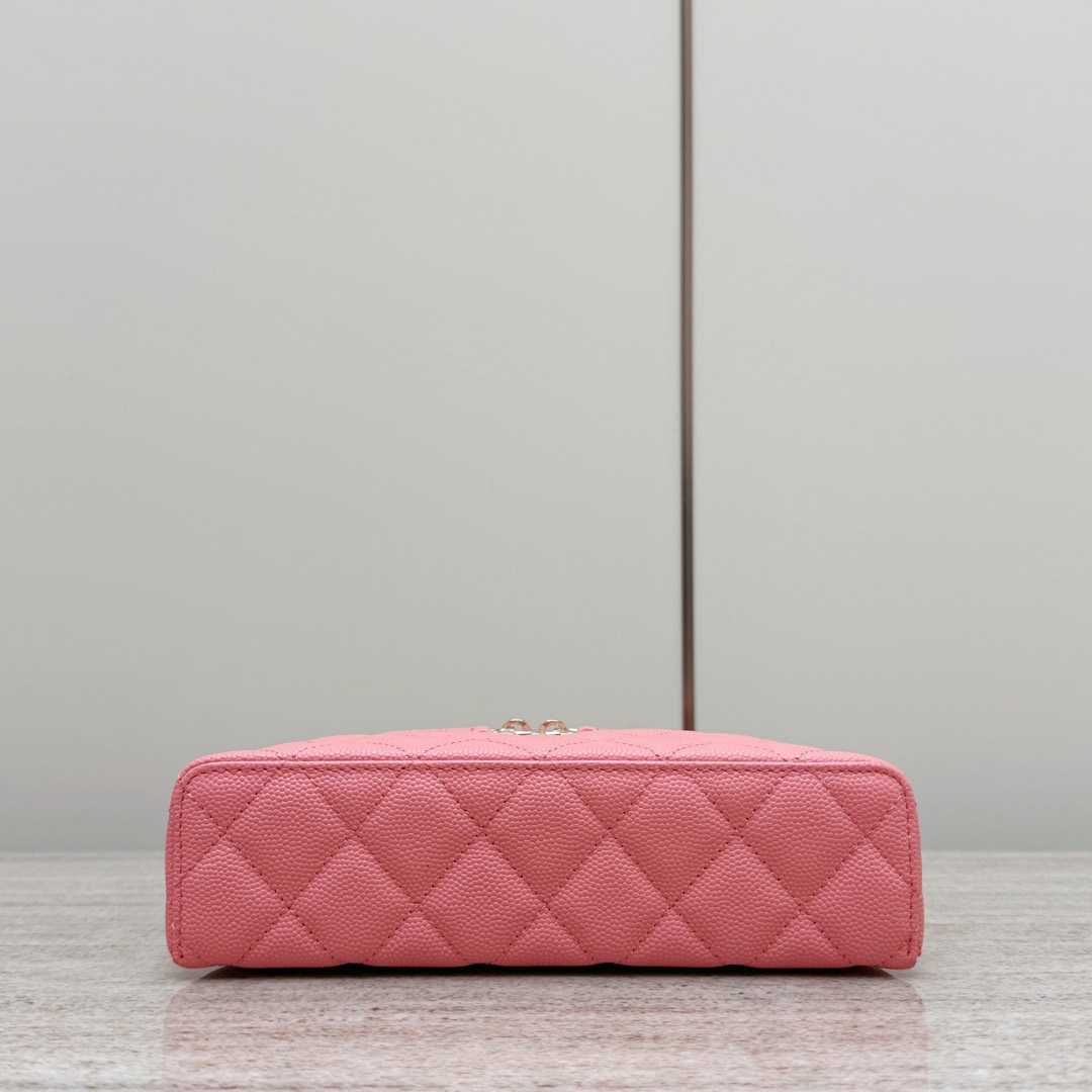 Chanel Pink Quilted Leather Vanity Bag with Chain and Top Handle 5 i1735720560529 4430 0 3