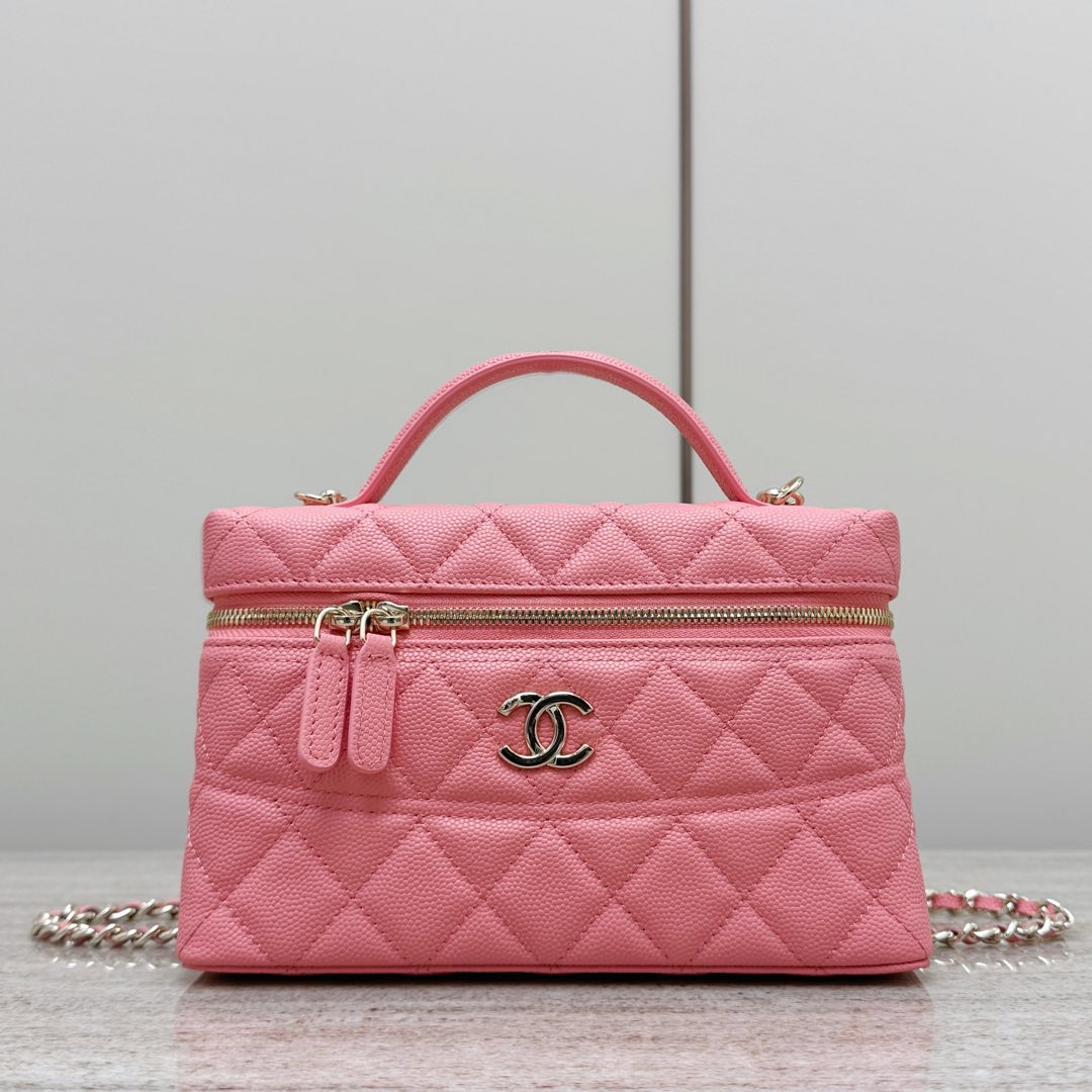 Chanel Pink Quilted Leather Vanity Bag with Chain and Top Handle 2 i1735720561767 7438 0 0