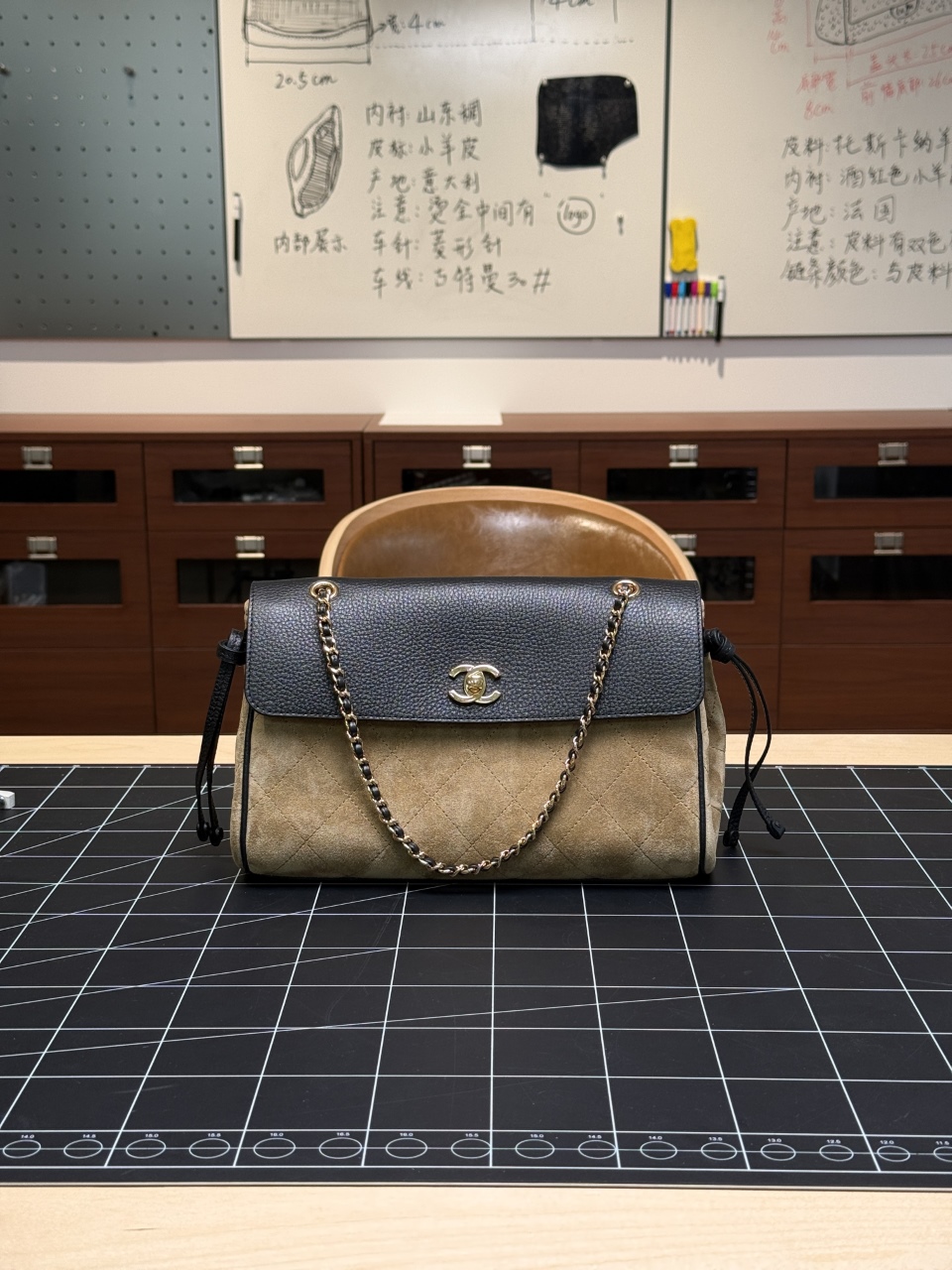 샤넬 26 a 체인 바게트 가방 143454